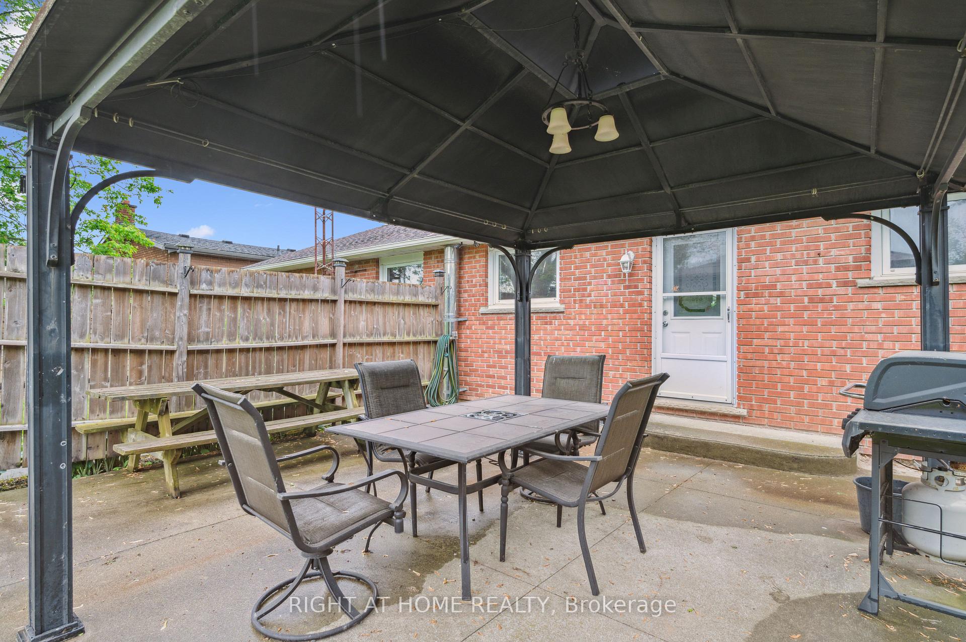 Photo 26 of 3567 South Grimsby 12 Road, Grimsby, Grimsby Escarpment — HOMEH
