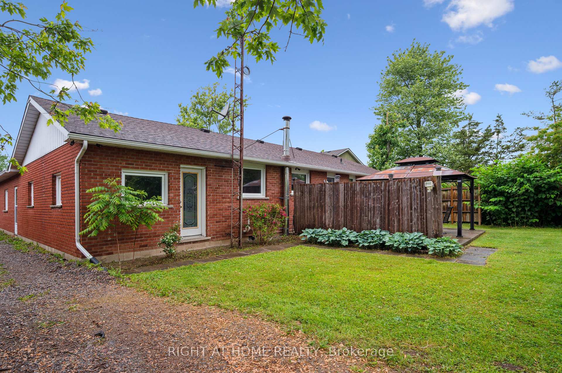 Photo 31 of 3567 South Grimsby 12 Road, Grimsby, Grimsby Escarpment — HOMEH