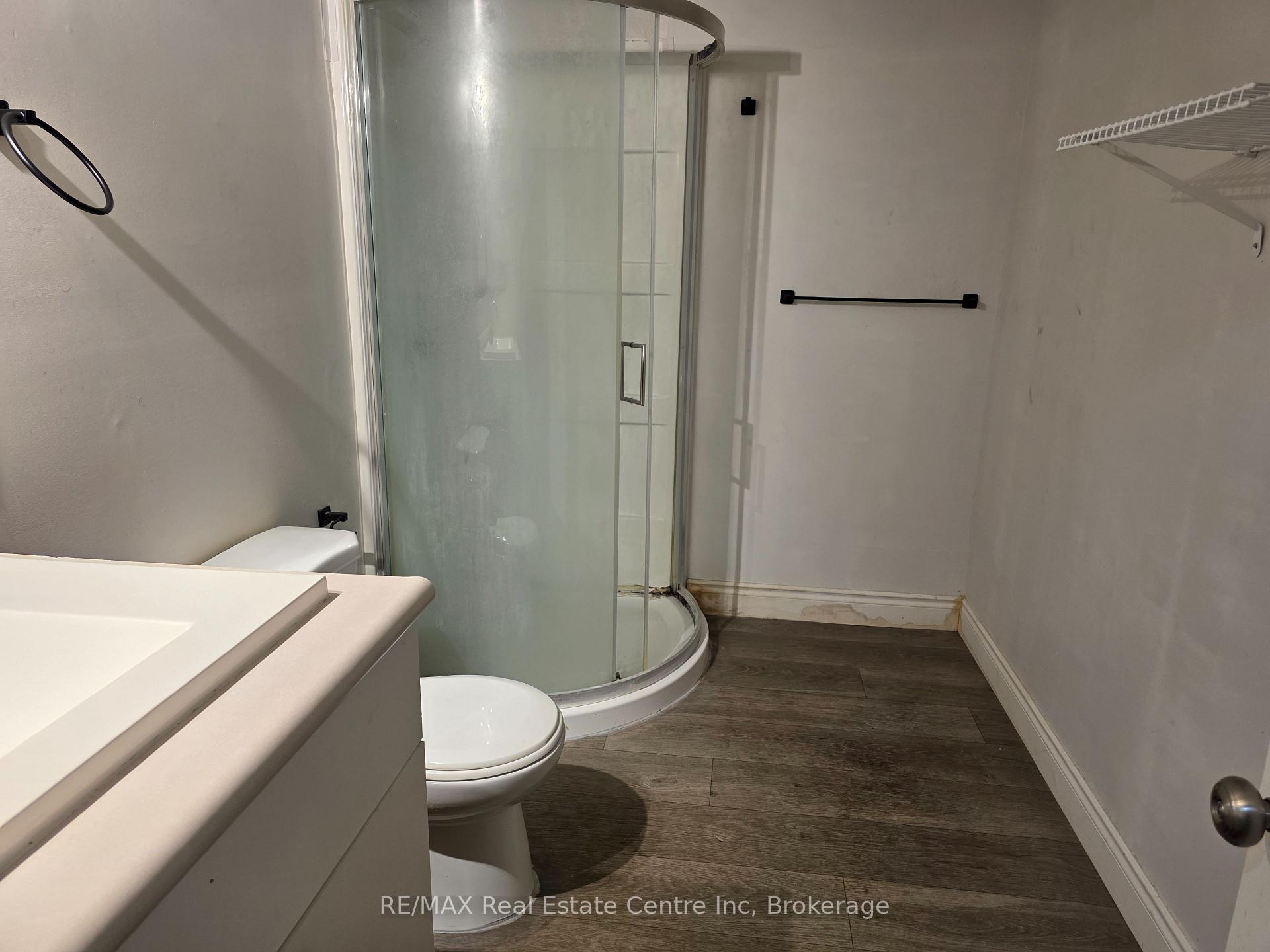 Photo 18 of 15 Bard Boulevard, Guelph, Pineridge/Westminster Woods — HOMEH