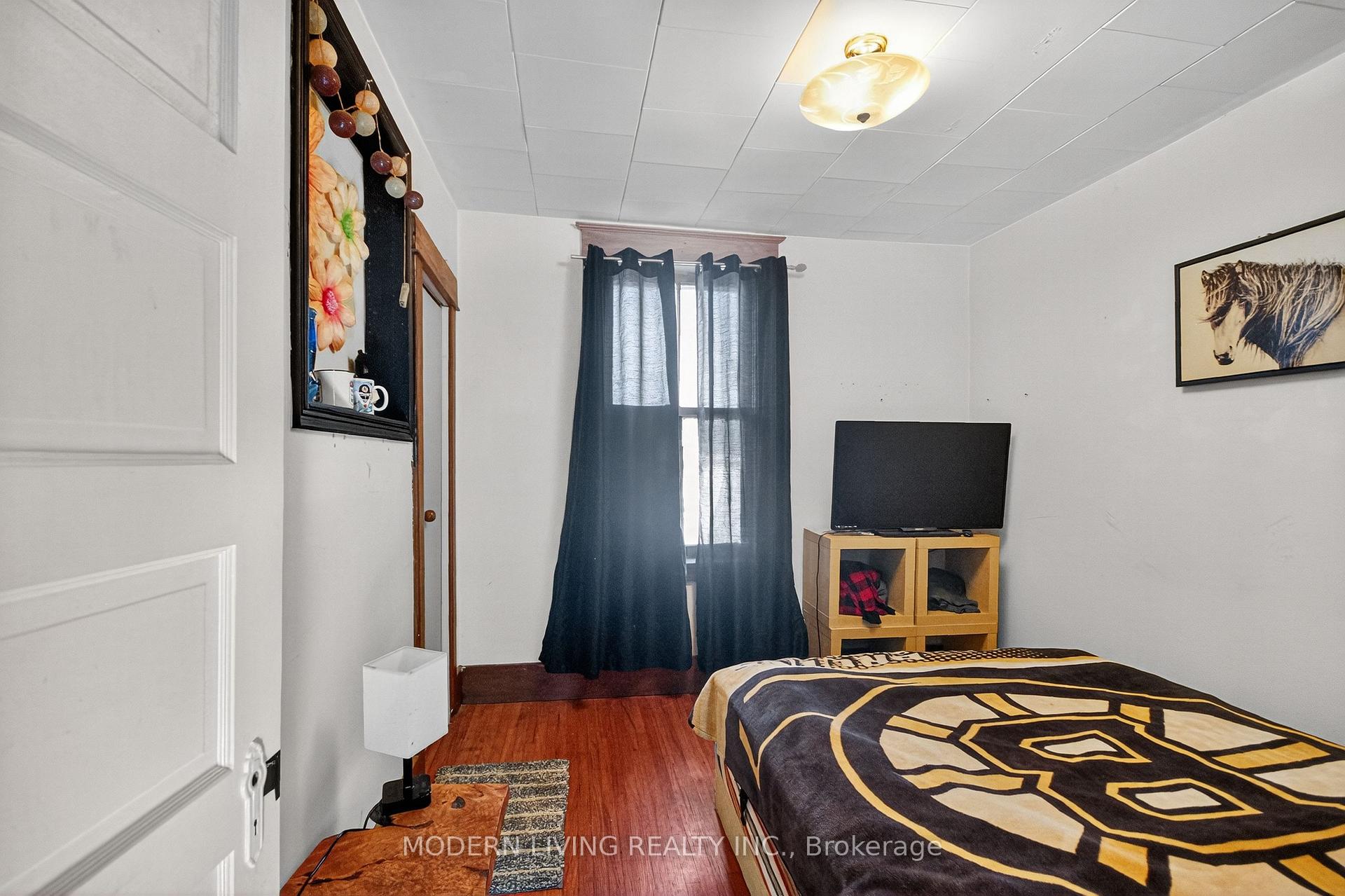 Photo 2 of 3268 Wayne Street, Ottawa, Osgoode — HOMEH