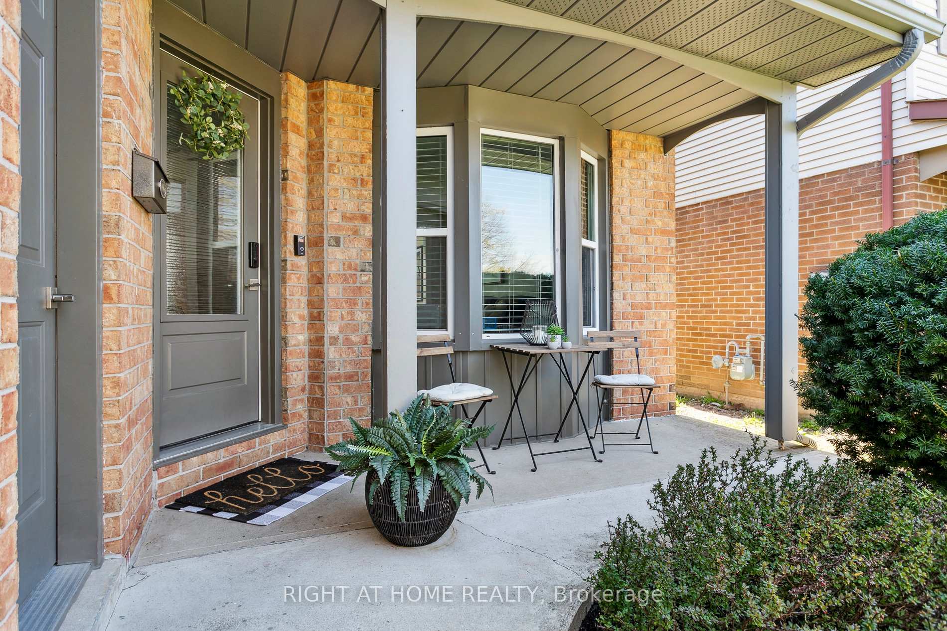Photo 2 of 3194 Greenbough Crescent, Burlington, Headon — HOMEH
