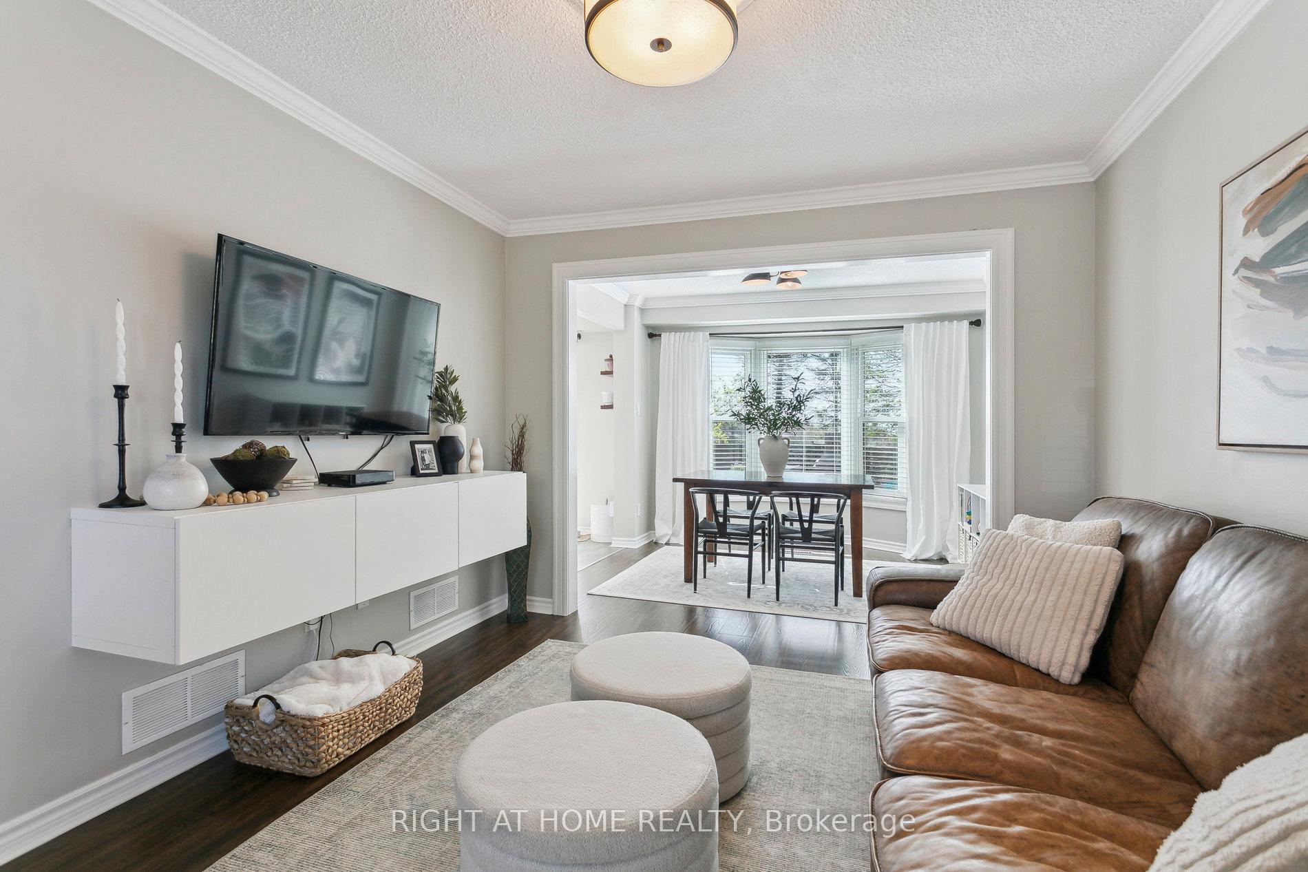 Photo 5 of 3194 Greenbough Crescent, Burlington, Headon — HOMEH
