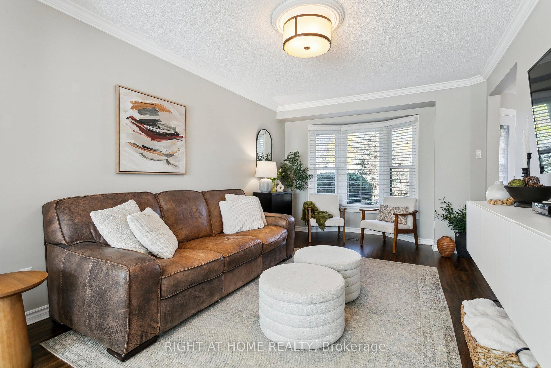 Photo 6 of 3194 Greenbough Crescent, Burlington, Headon — HOMEH