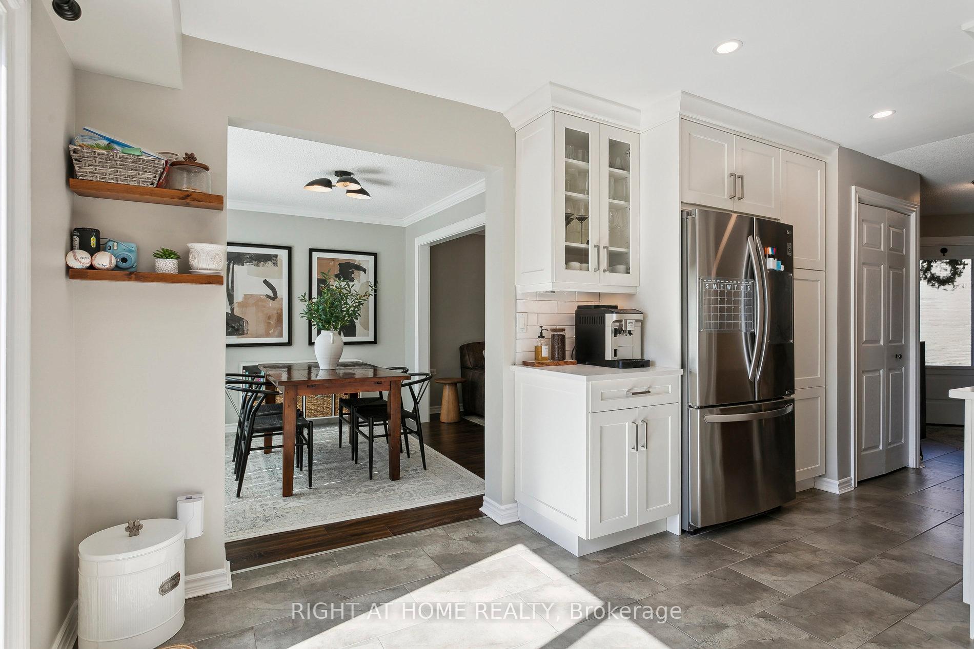 Photo 16 of 3194 Greenbough Crescent, Burlington, Headon — HOMEH