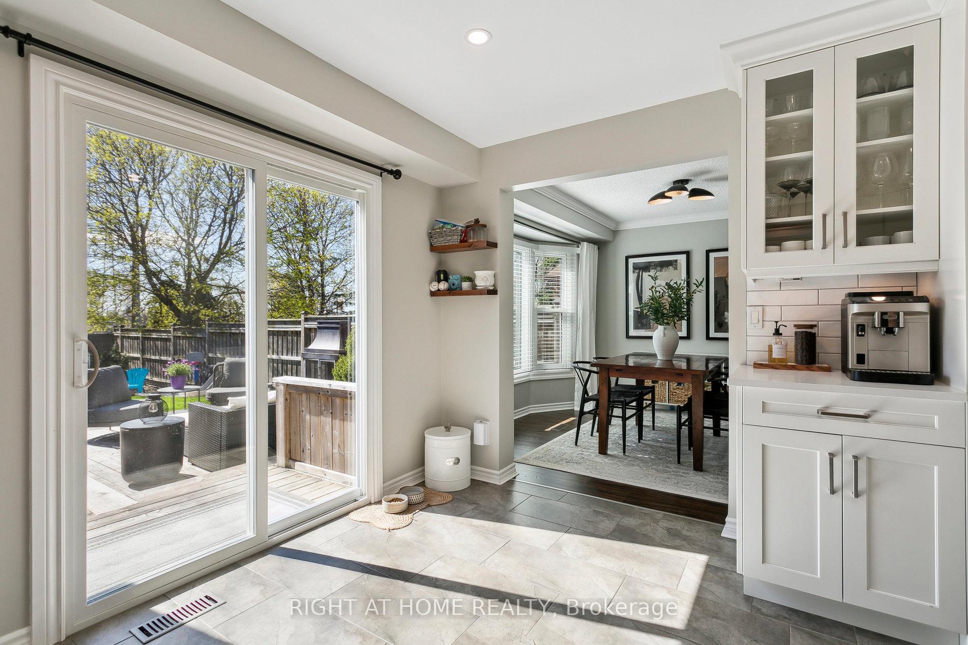 Photo 17 of 3194 Greenbough Crescent, Burlington, Headon — HOMEH