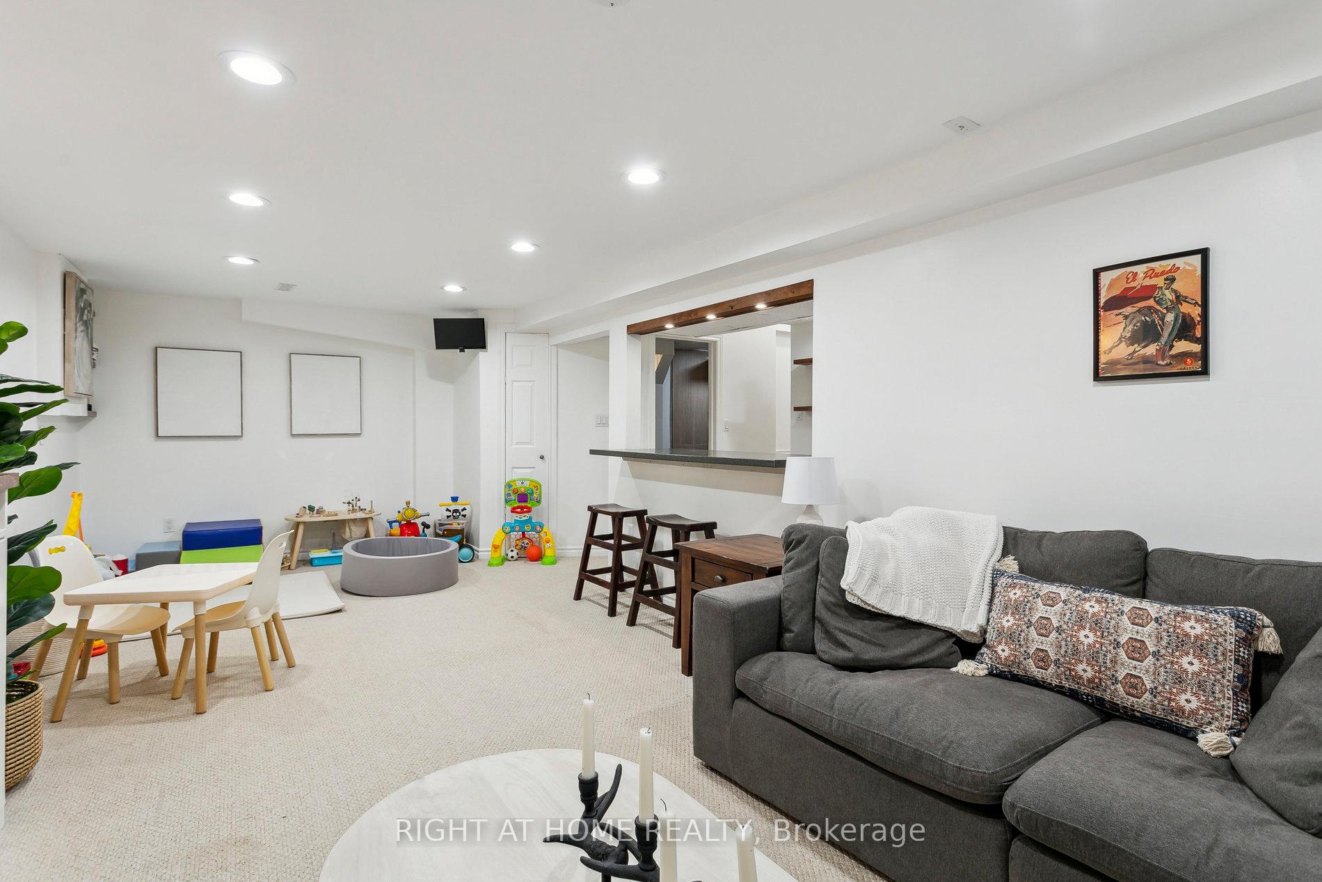 Photo 36 of 3194 Greenbough Crescent, Burlington, Headon — HOMEH