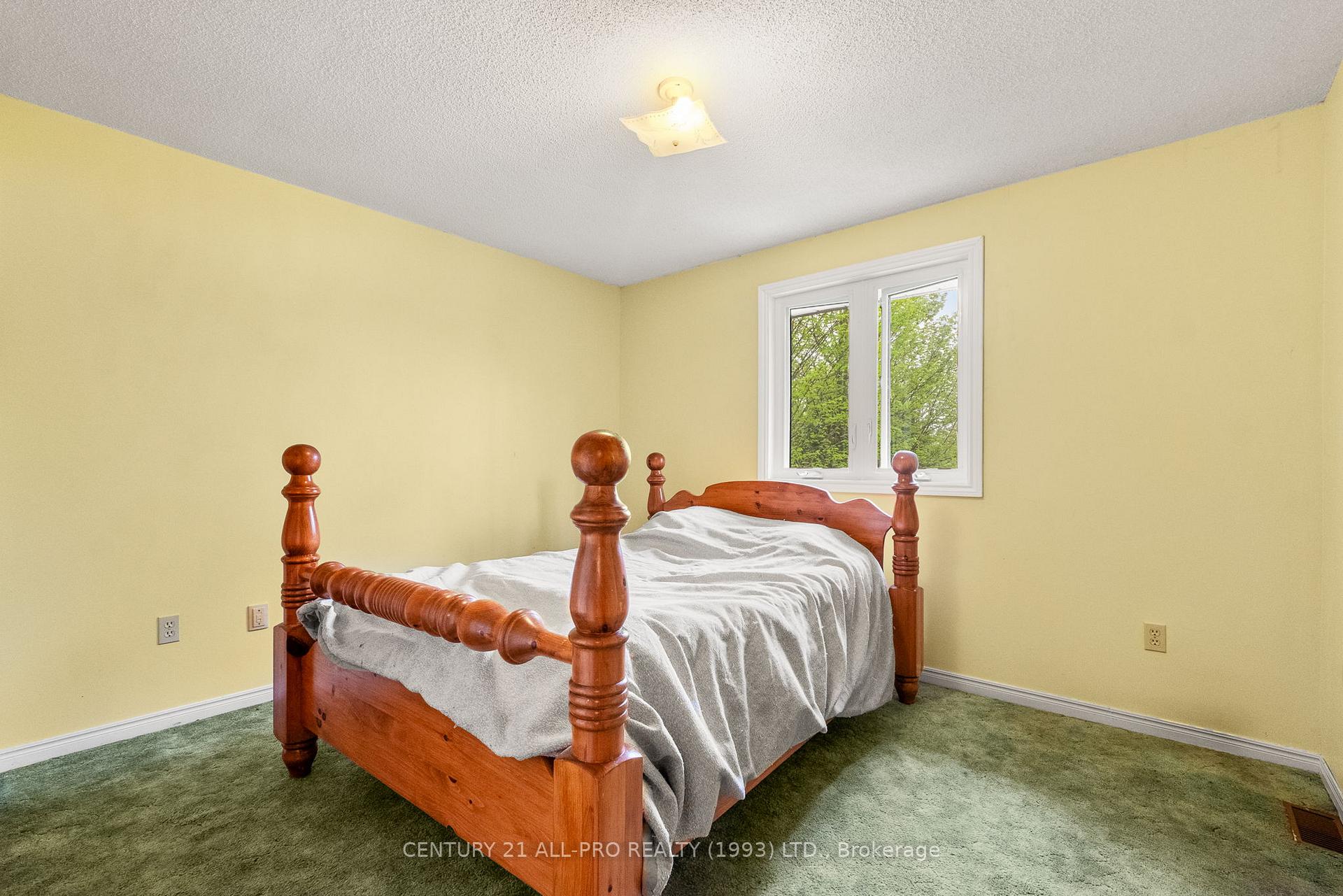 Photo 18 of 3791 Harwood Road, Hamilton Township, Rural Hamilton — HOMEH