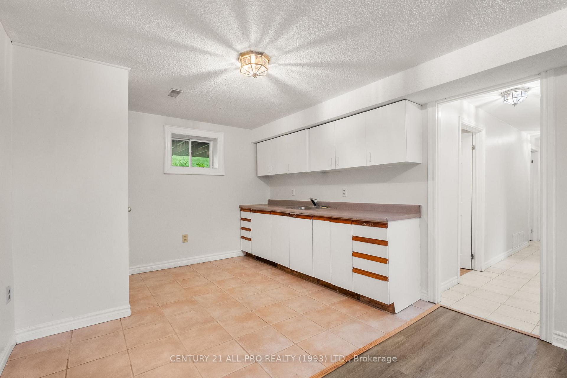 Photo 24 of 3791 Harwood Road, Hamilton Township, Rural Hamilton — HOMEH