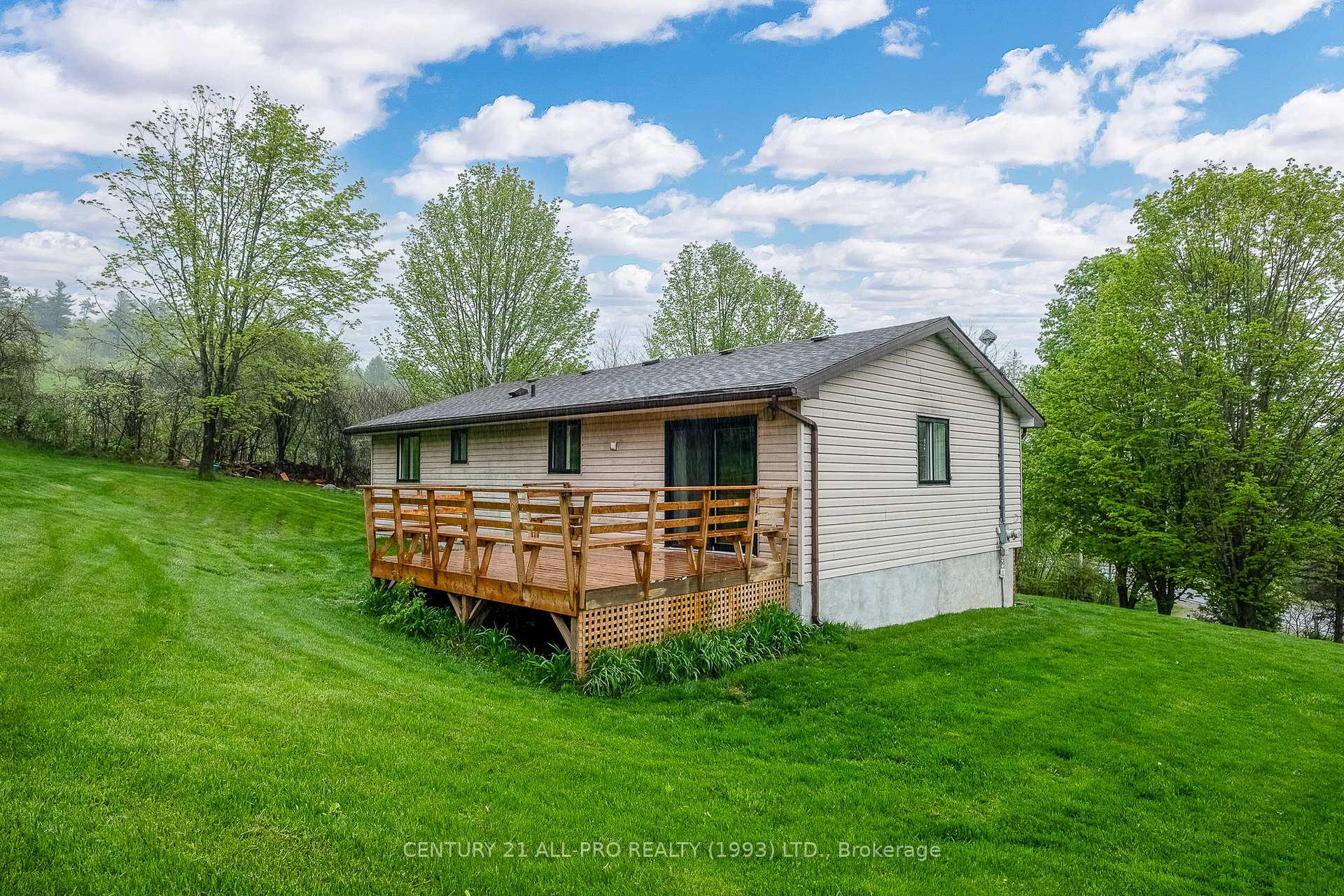 Photo 34 of 3791 Harwood Road, Hamilton Township, Rural Hamilton — HOMEH