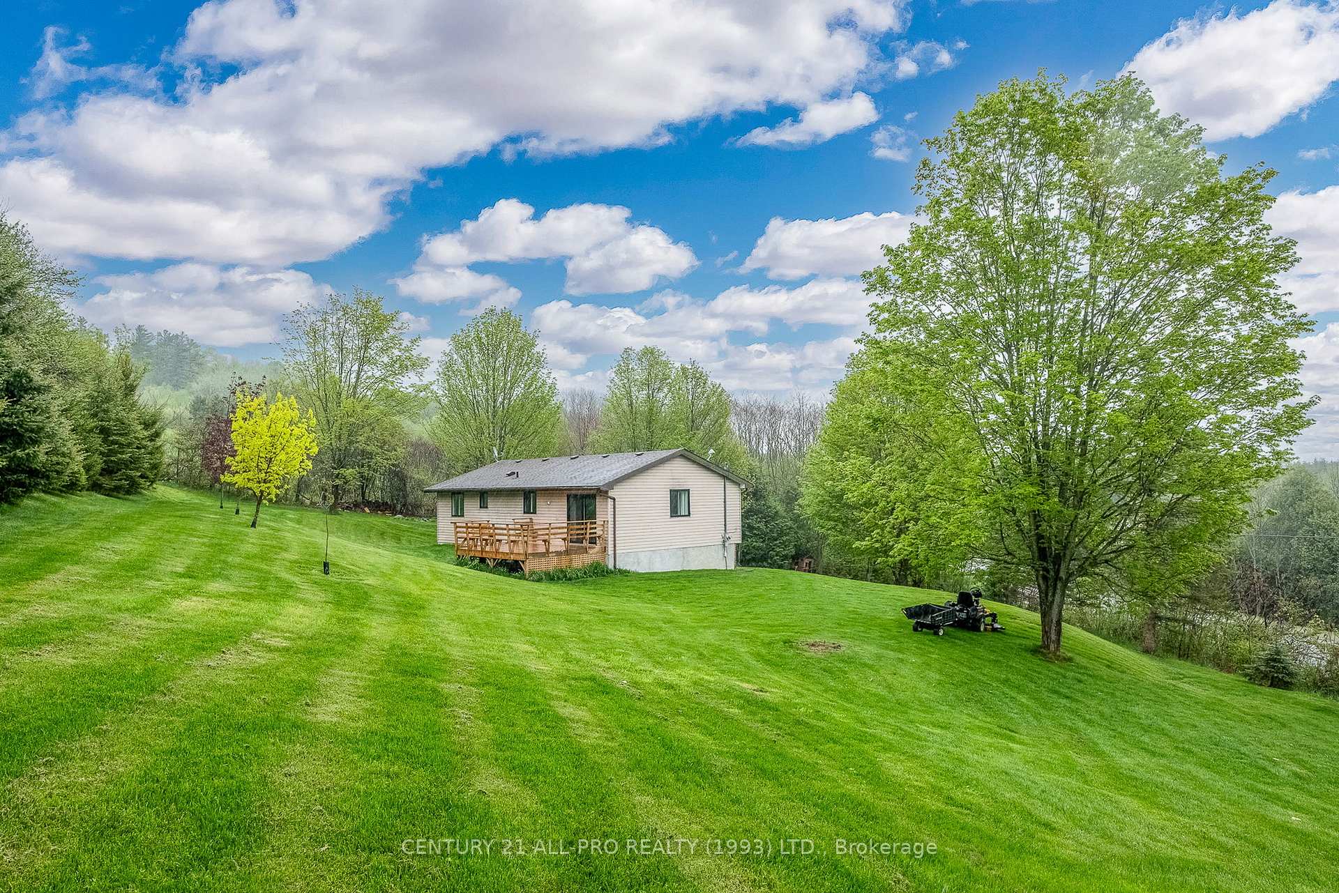 Photo 39 of 3791 Harwood Road, Hamilton Township, Rural Hamilton — HOMEH