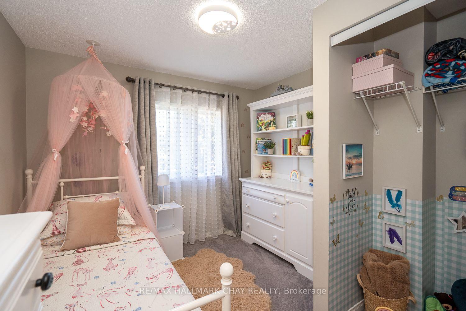 Photo 23 of 24 Bibby Court, Barrie, Holly — HOMEH