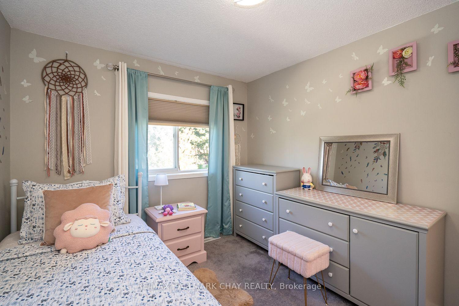 Photo 27 of 24 Bibby Court, Barrie, Holly — HOMEH