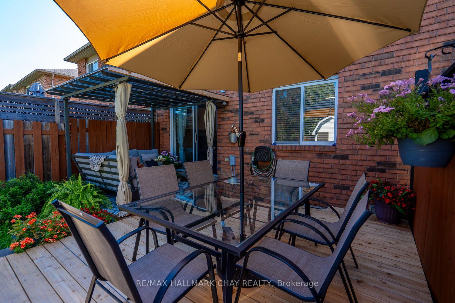 Photo 36 of 24 Bibby Court, Barrie, Holly — HOMEH