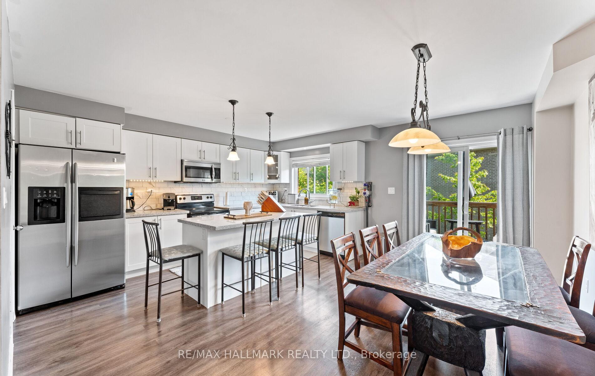 Photo 6 of 43 Streathern Way, Clarington, Bowmanville — HOMEH