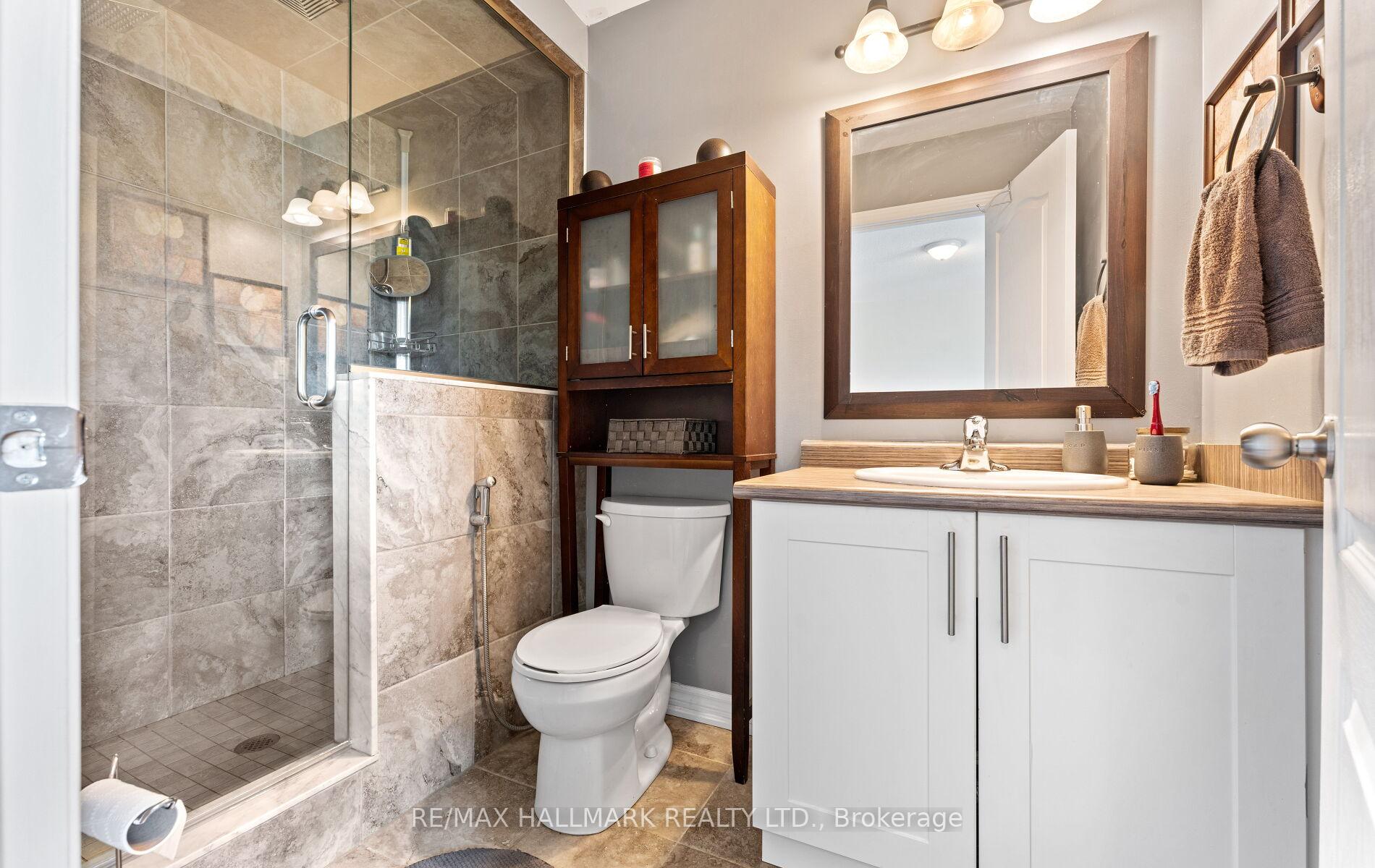Photo 34 of 43 Streathern Way, Clarington, Bowmanville — HOMEH