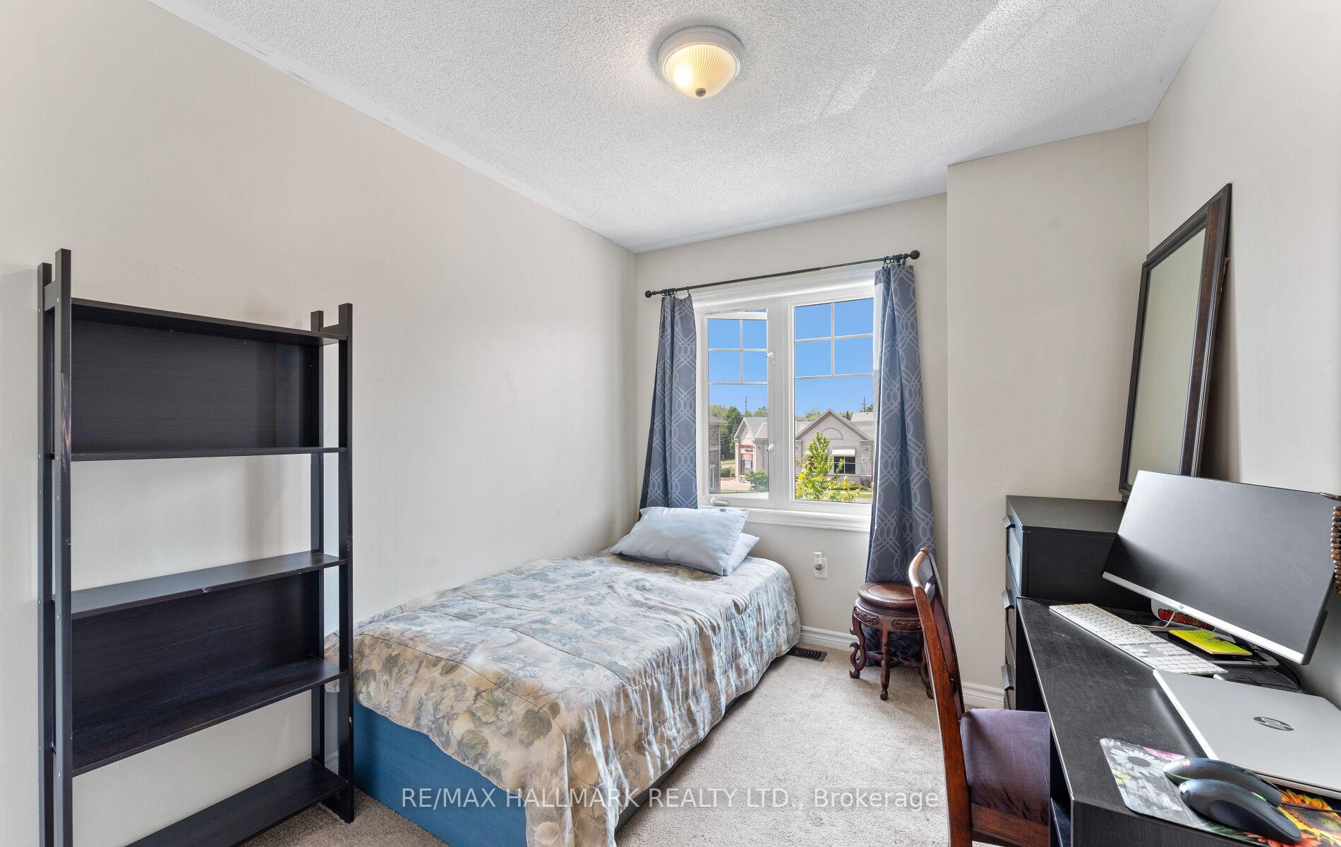 Photo 35 of 43 Streathern Way, Clarington, Bowmanville — HOMEH