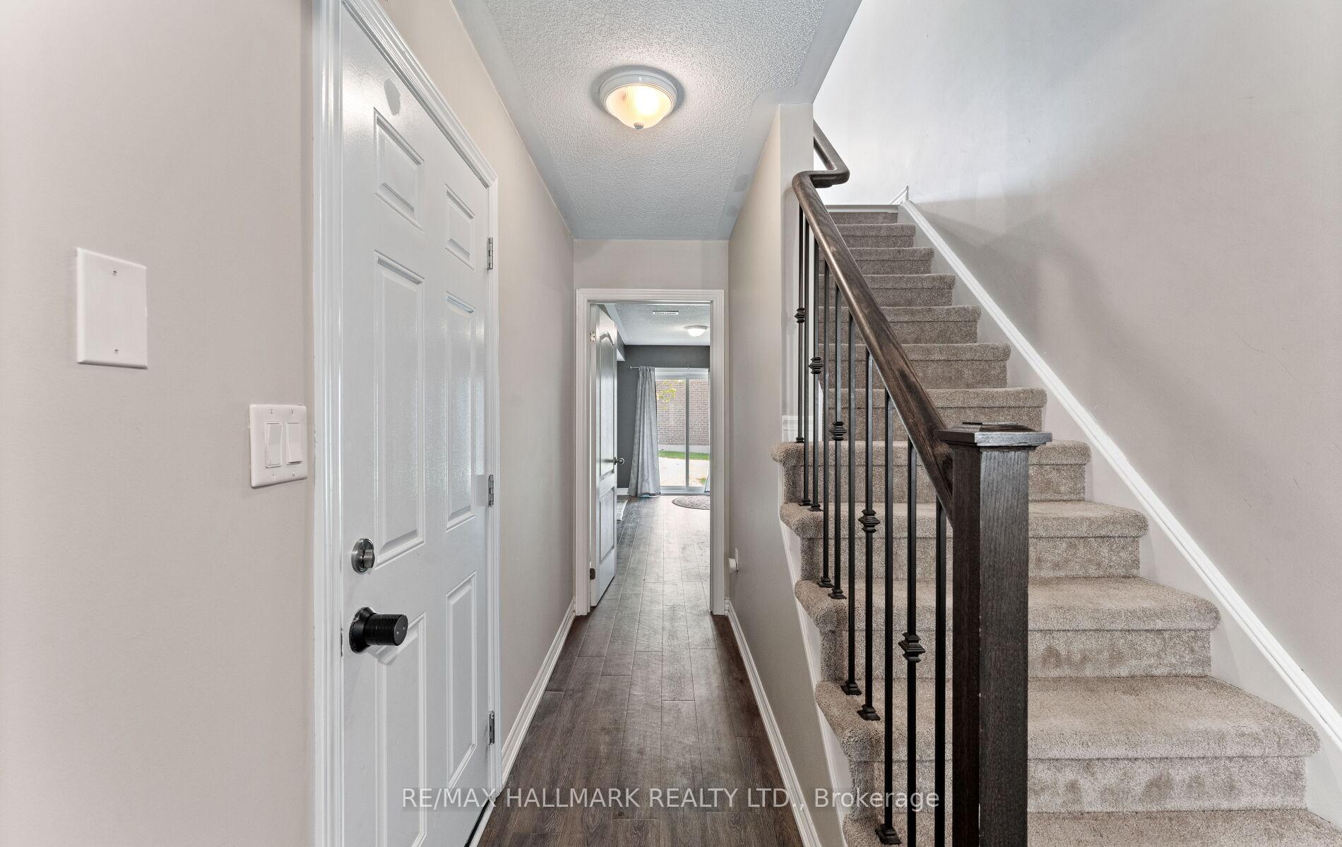 Photo 37 of 43 Streathern Way, Clarington, Bowmanville — HOMEH