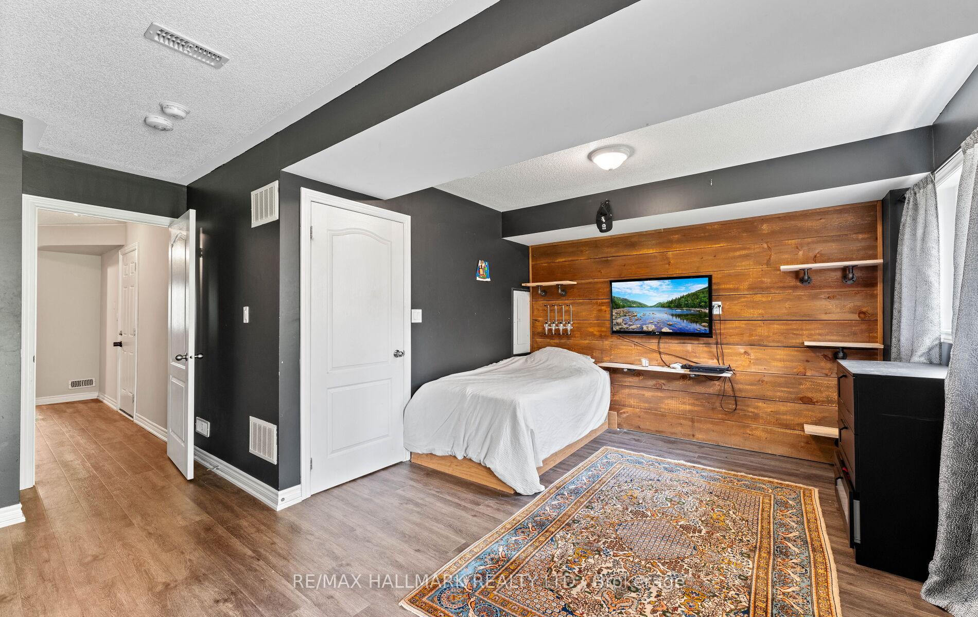 Photo 39 of 43 Streathern Way, Clarington, Bowmanville — HOMEH