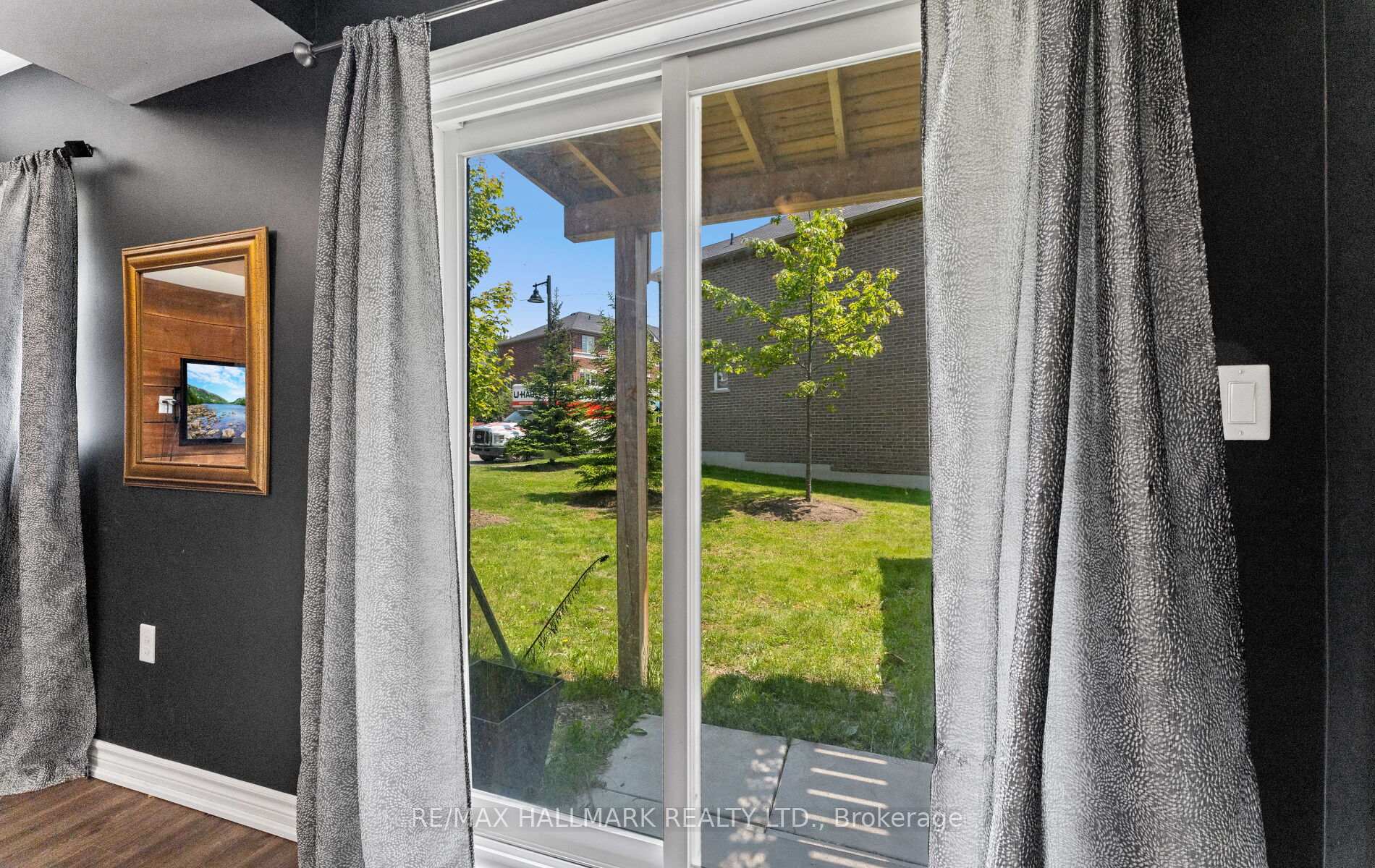 Photo 42 of 43 Streathern Way, Clarington, Bowmanville — HOMEH