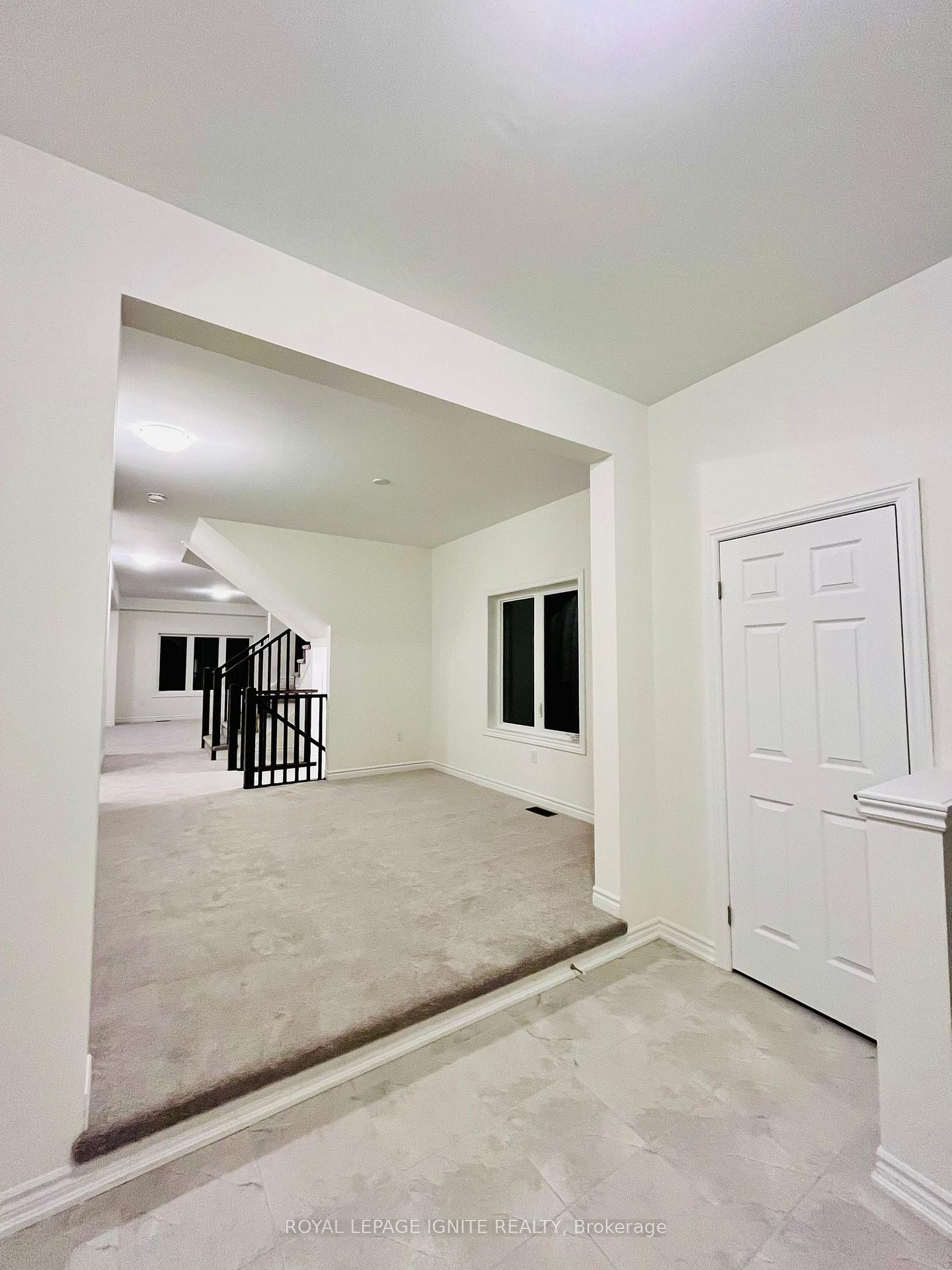 Photo 4 of 18 Tooker Drive, Brant, Brantford Twp — HOMEH
