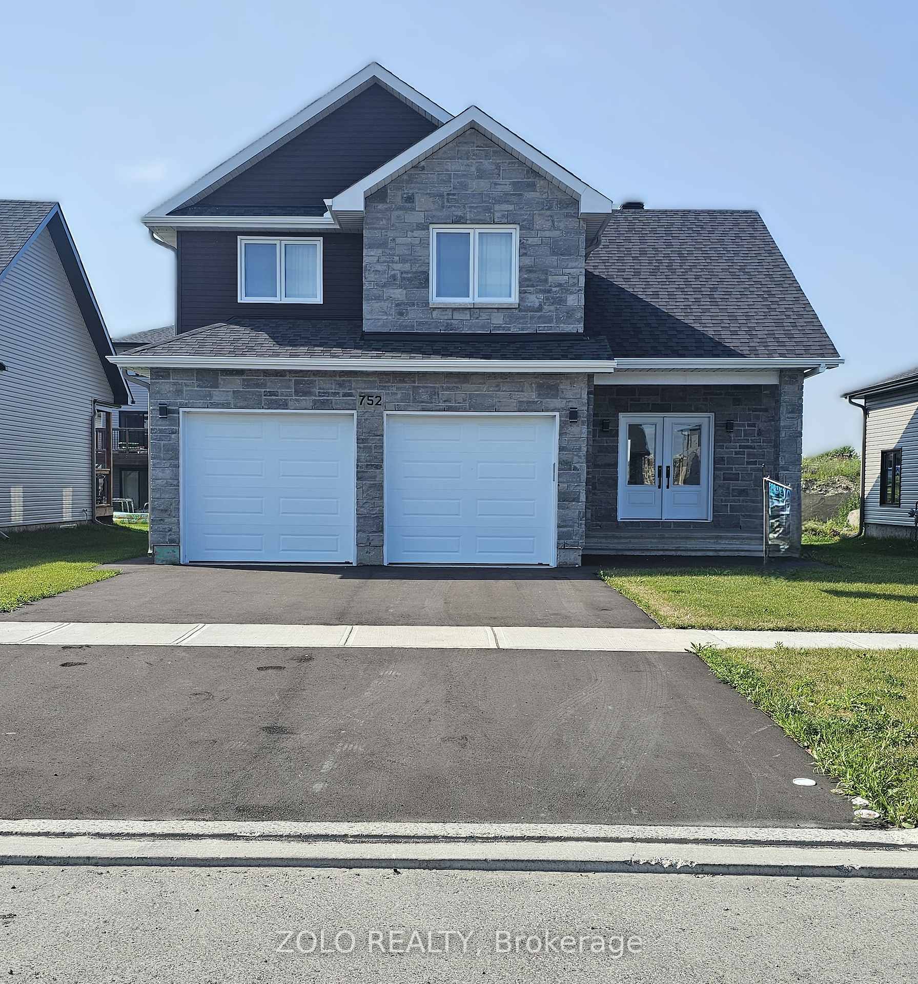 Photo 1 of 752 Walton Street, Cornwall — HOMEH