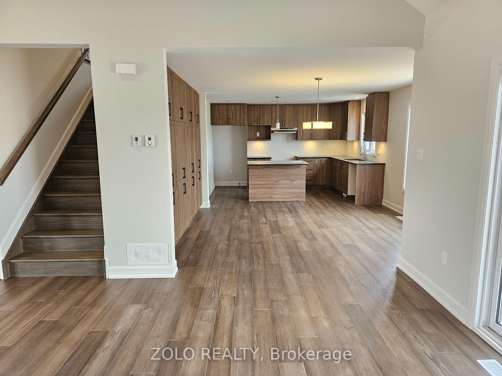 Photo 4 of 752 Walton Street, Cornwall — HOMEH