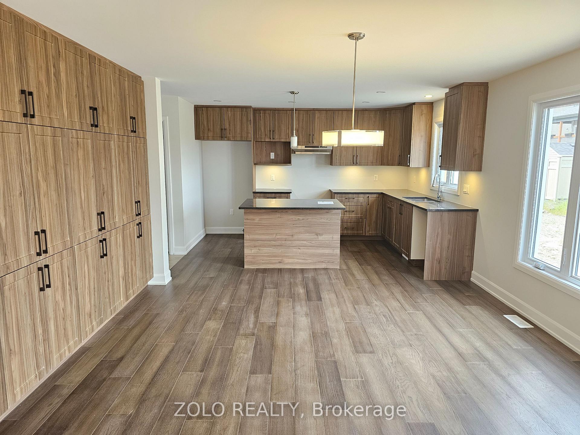 Photo 5 of 752 Walton Street, Cornwall — HOMEH