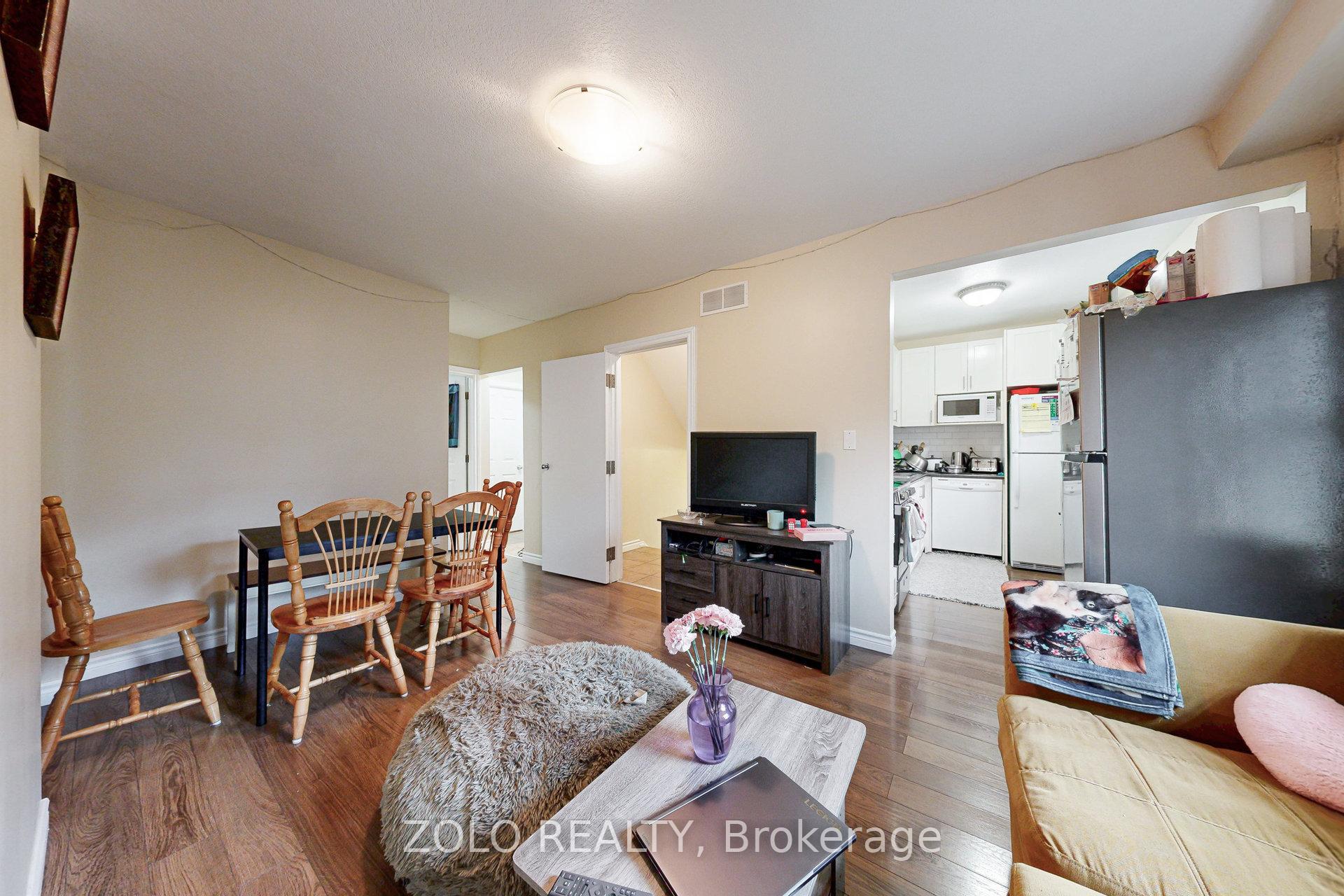 Photo 8 of 43 Forbes Avenue, Guelph, Dovercliffe Park/Old University — HOMEH