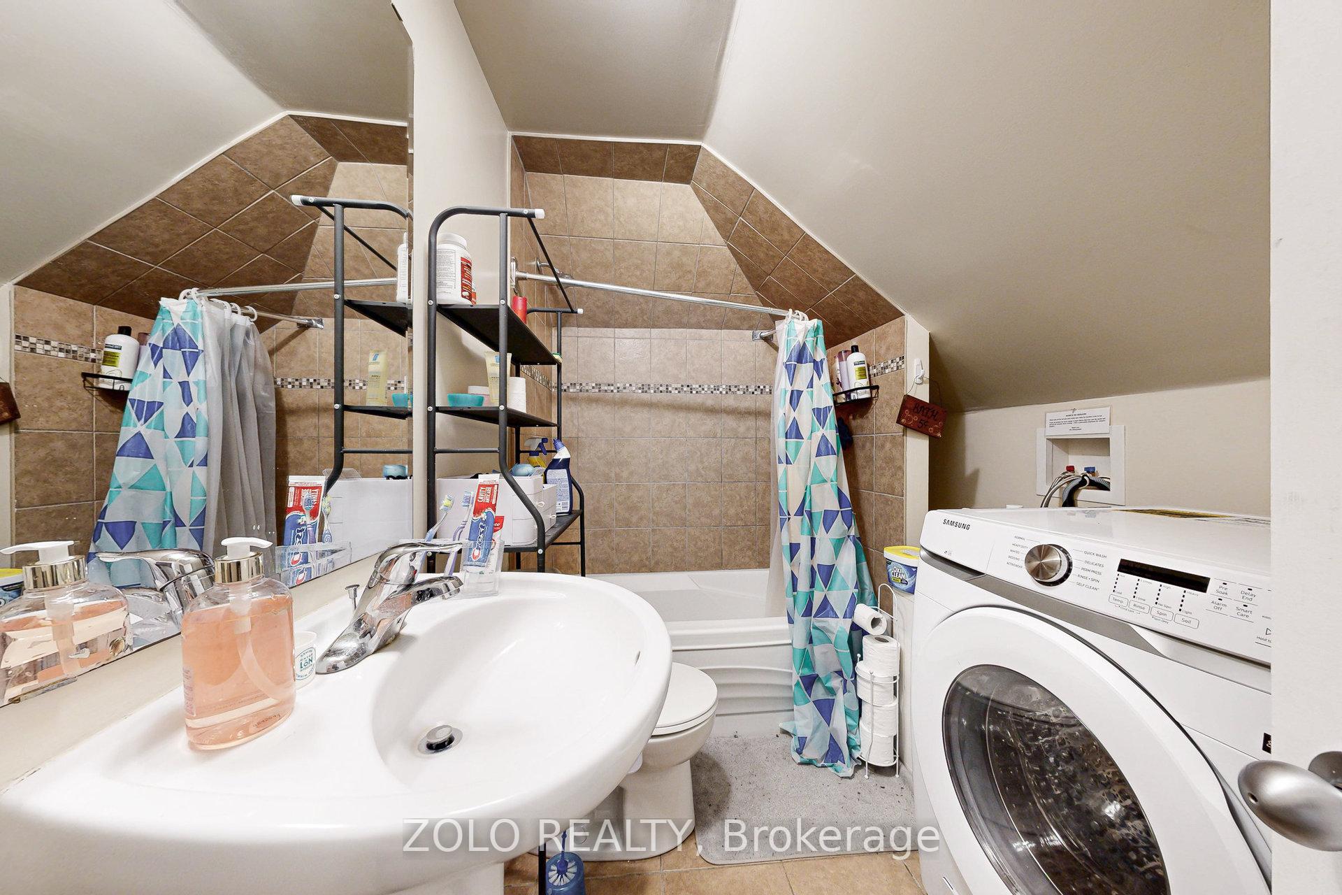 Photo 21 of 43 Forbes Avenue, Guelph, Dovercliffe Park/Old University — HOMEH