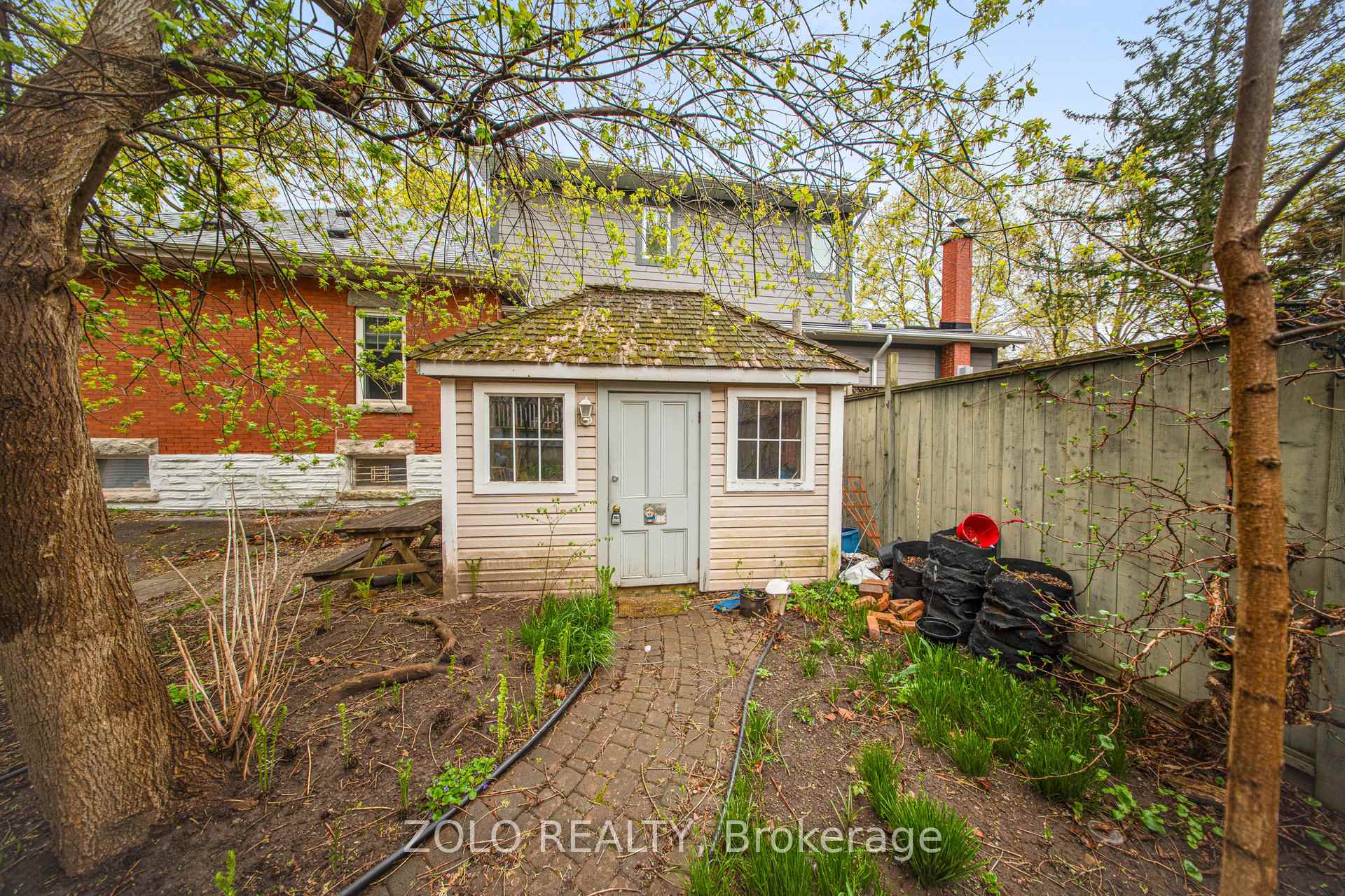 Photo 25 of 43 Forbes Avenue, Guelph, Dovercliffe Park/Old University — HOMEH
