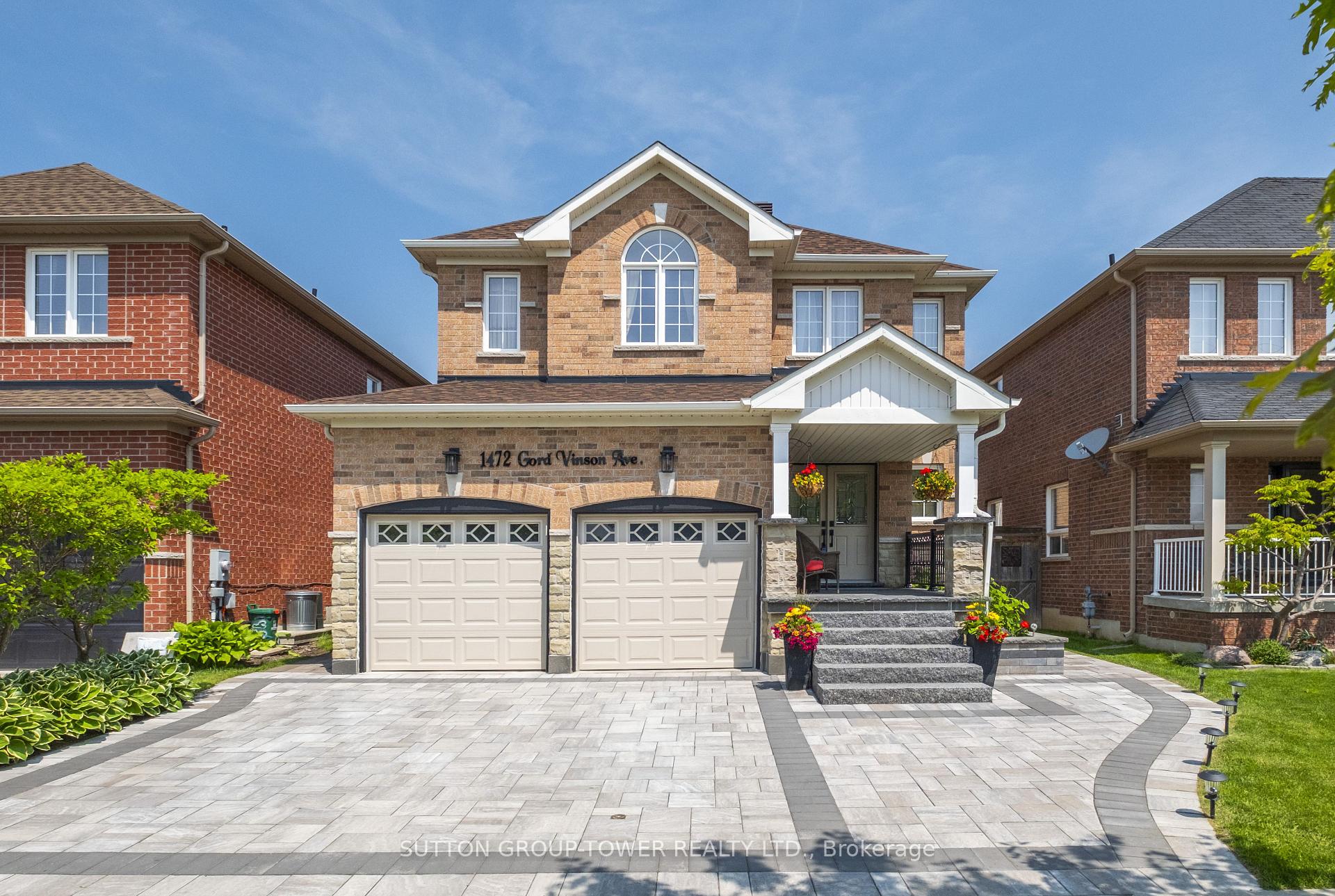 Front of 1472 Gord Vinson Avenue