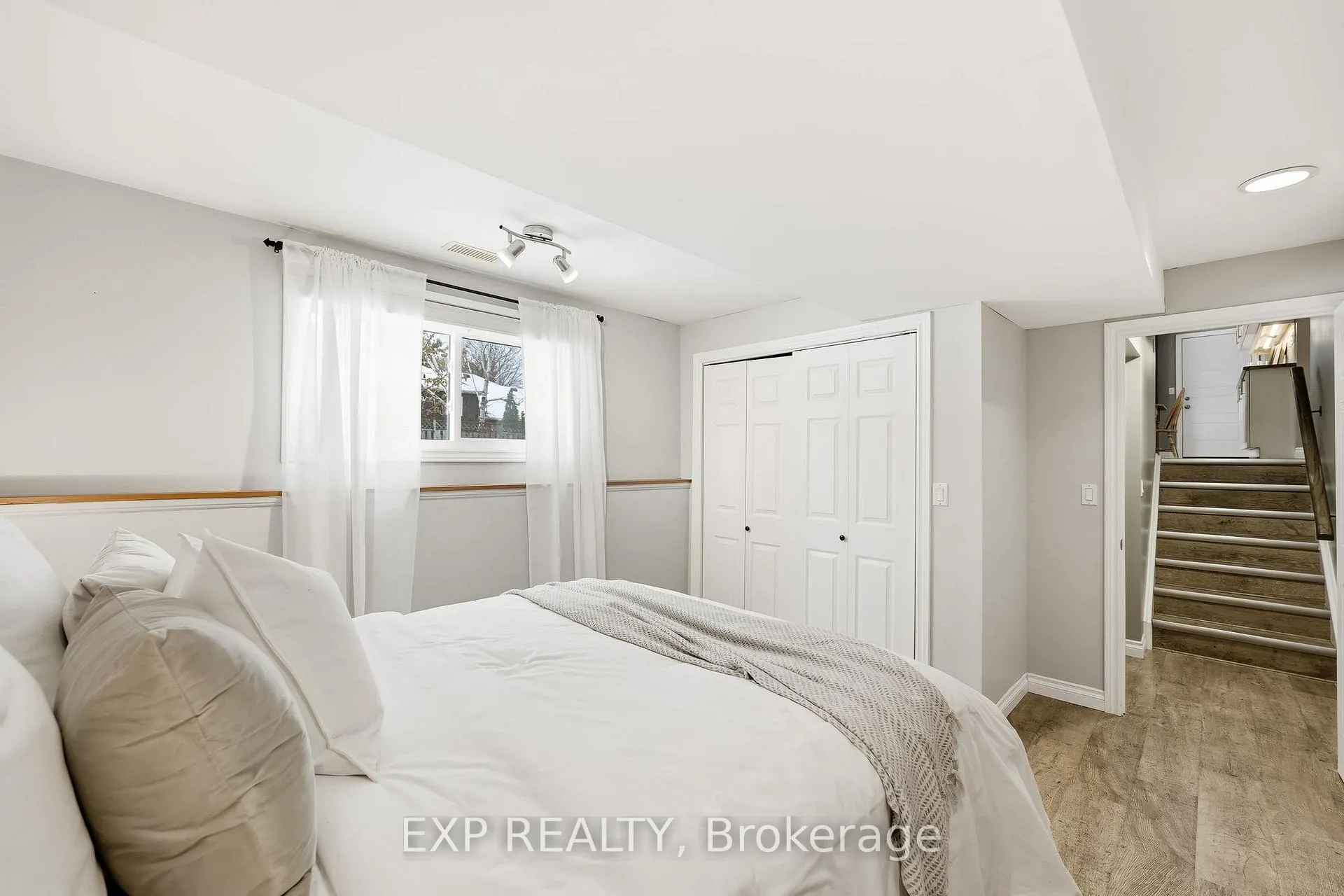 Photo 25 of 18 Elm Avenue, Hamilton Township, Baltimore — HOMEH