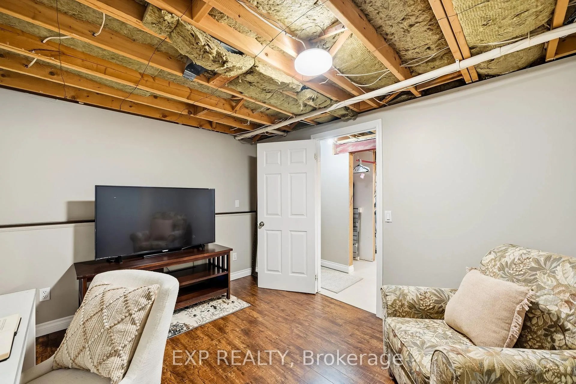 Photo 34 of 18 Elm Avenue, Hamilton Township, Baltimore — HOMEH