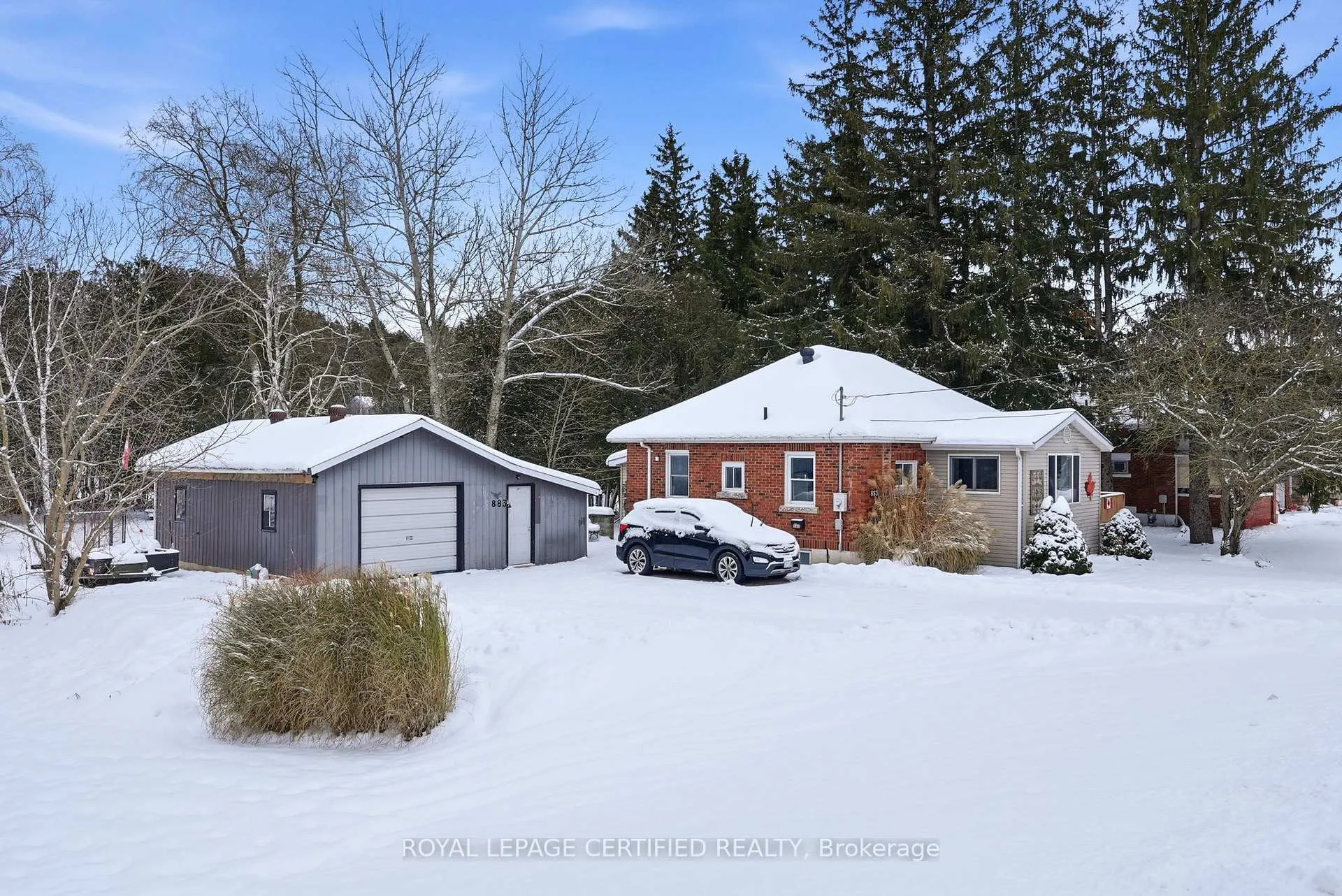 Front of 883 7th Avenue
