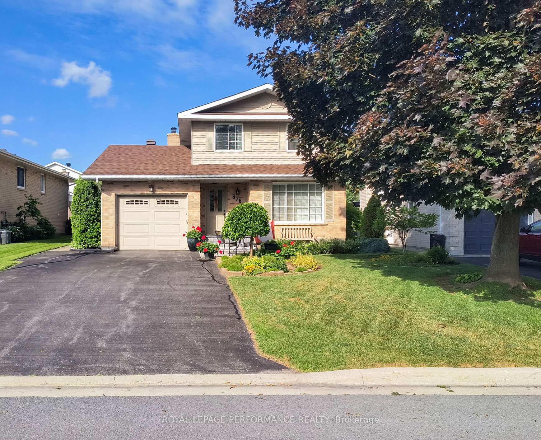 Photo 1 of 376 Sheridan Street, Cornwall — HOMEH