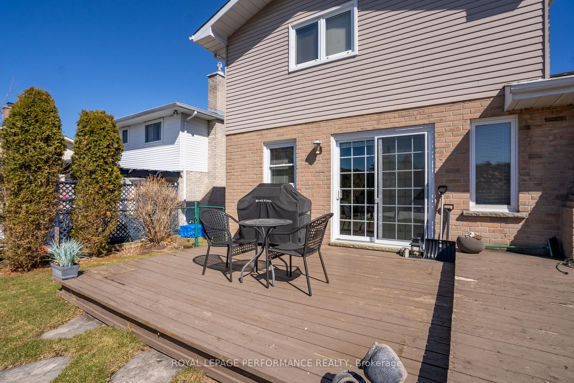 Photo 43 of 376 Sheridan Street, Cornwall — HOMEH