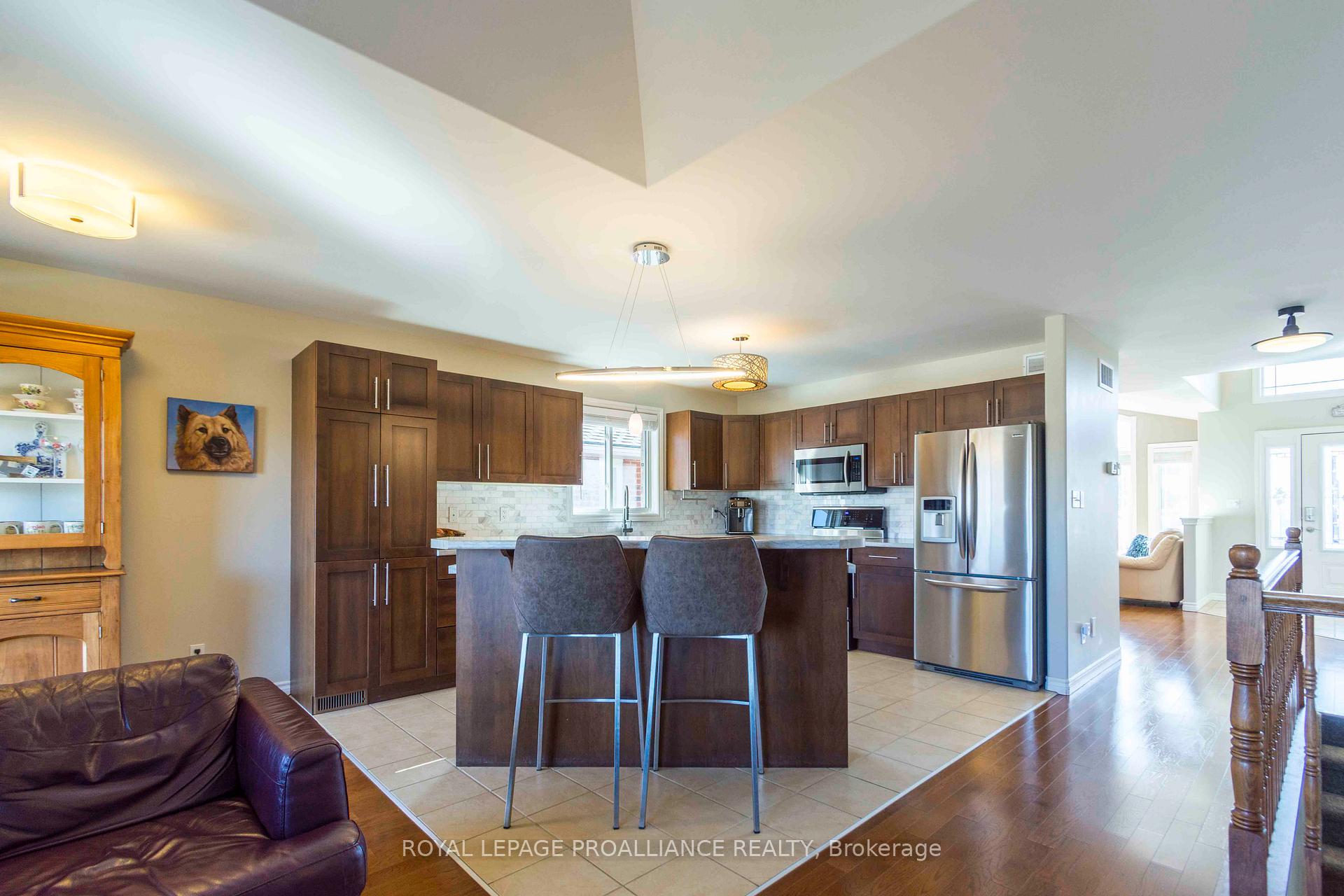 Photo 11 of 36 Kipling Drive, Belleville, Thurlow Ward — HOMEH