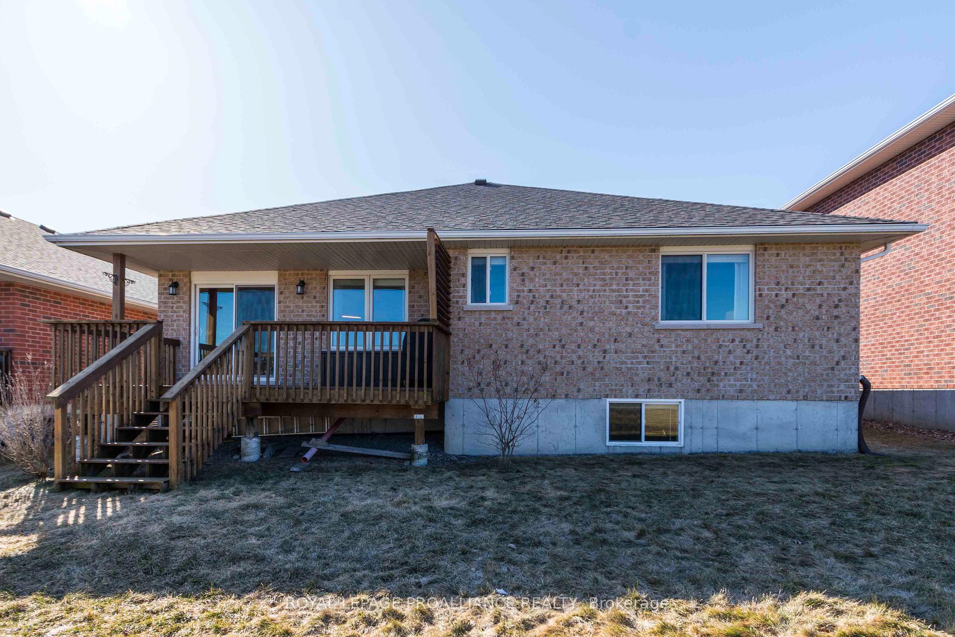Photo 34 of 36 Kipling Drive, Belleville, Thurlow Ward — HOMEH