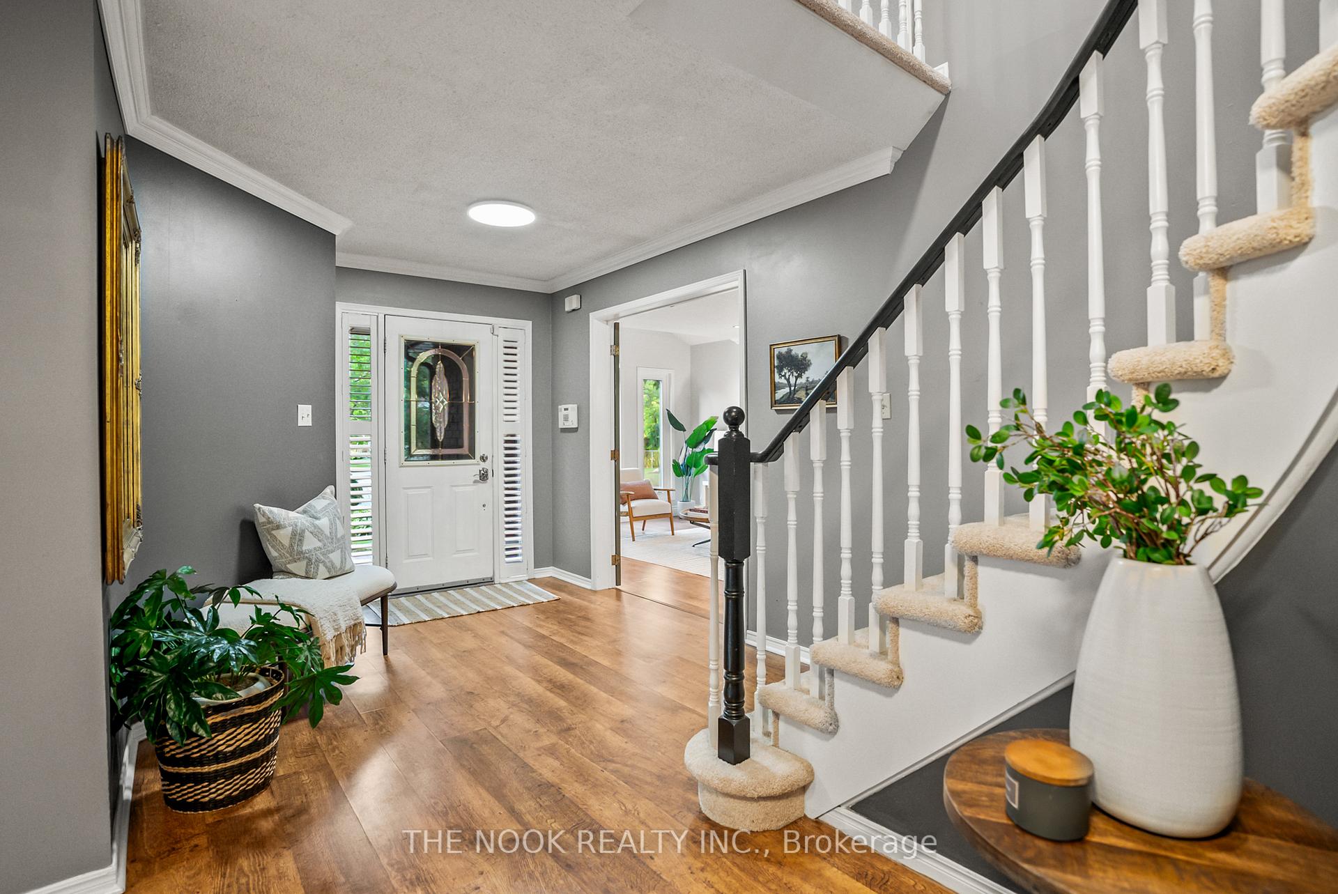 Photo 2 of 5 Found Court, Clarington, Courtice — HOMEH