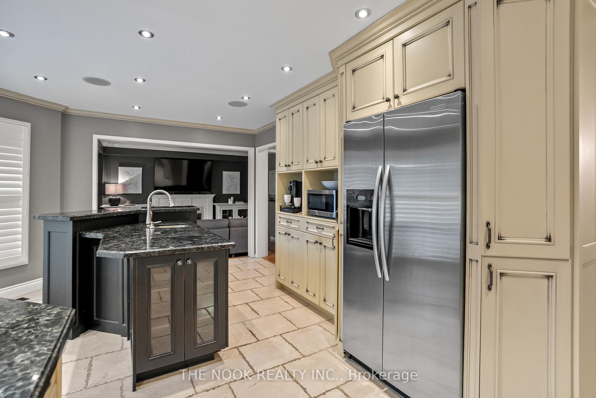 Photo 13 of 5 Found Court, Clarington, Courtice — HOMEH
