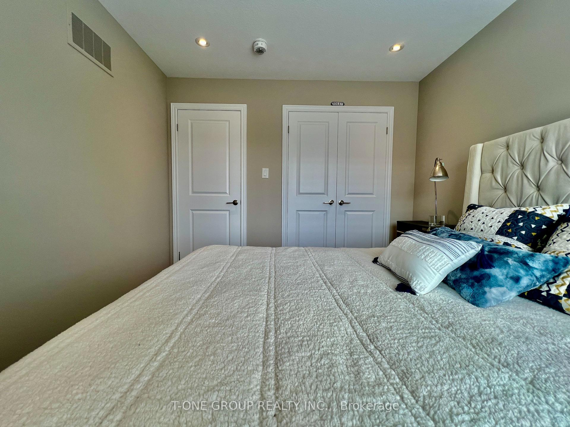Photo 18 of 52 Waterview Lane, Grimsby, Grimsby Beach — HOMEH