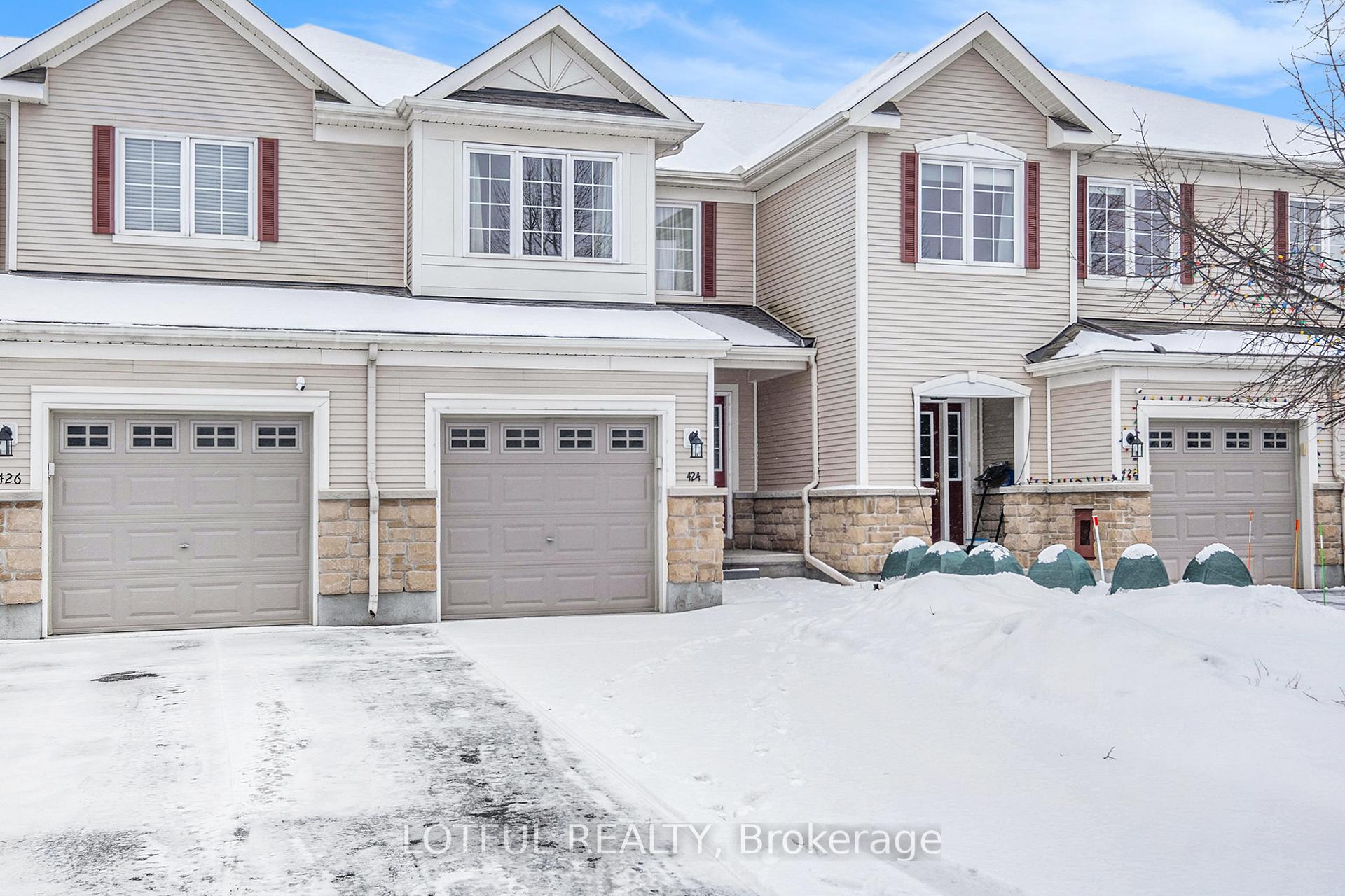 Photo 1 of 424 Ashbourne Crescent, Ottawa, Barrhaven - Stonebridge — HOMEH