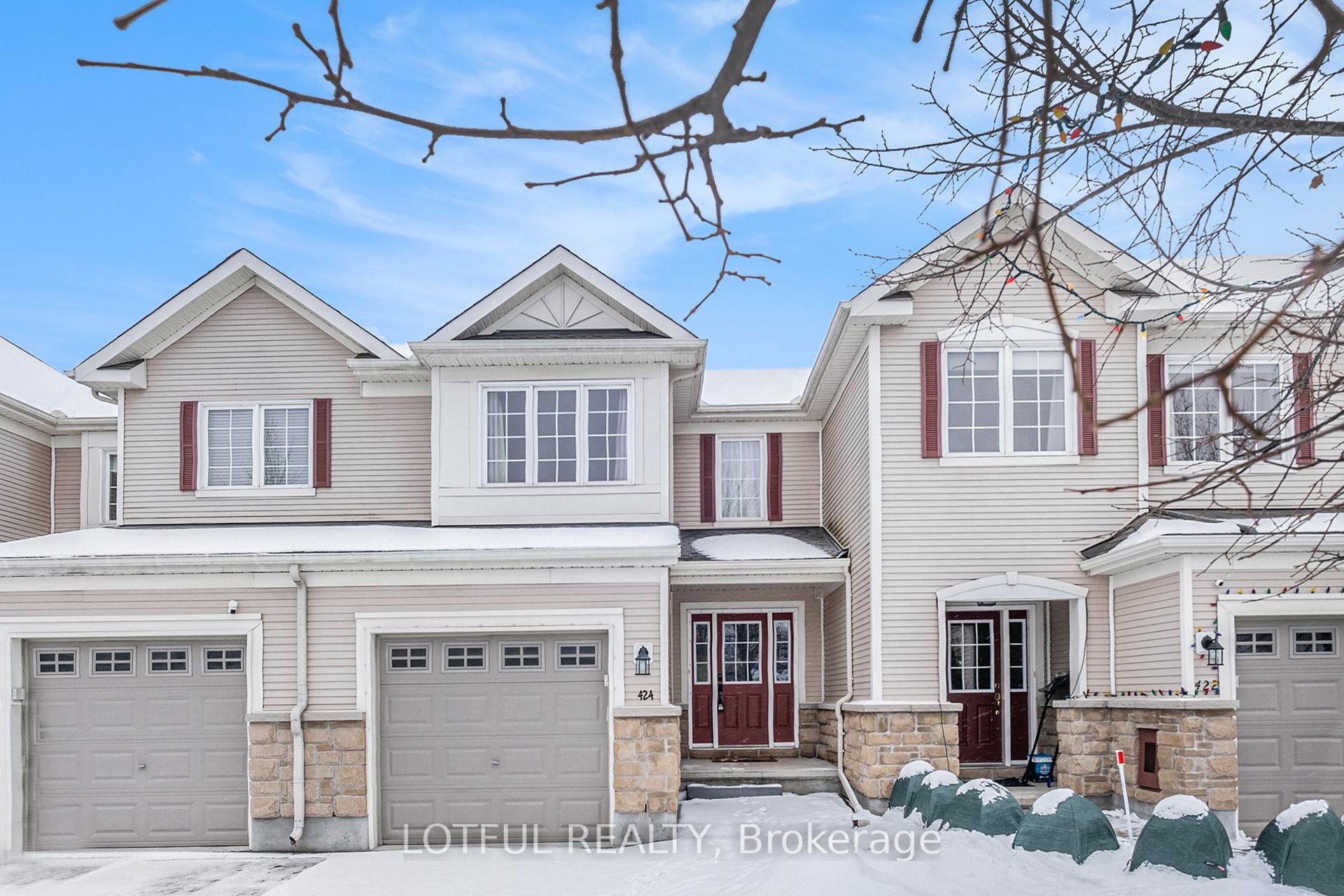 Photo 2 of 424 Ashbourne Crescent, Ottawa, Barrhaven - Stonebridge — HOMEH