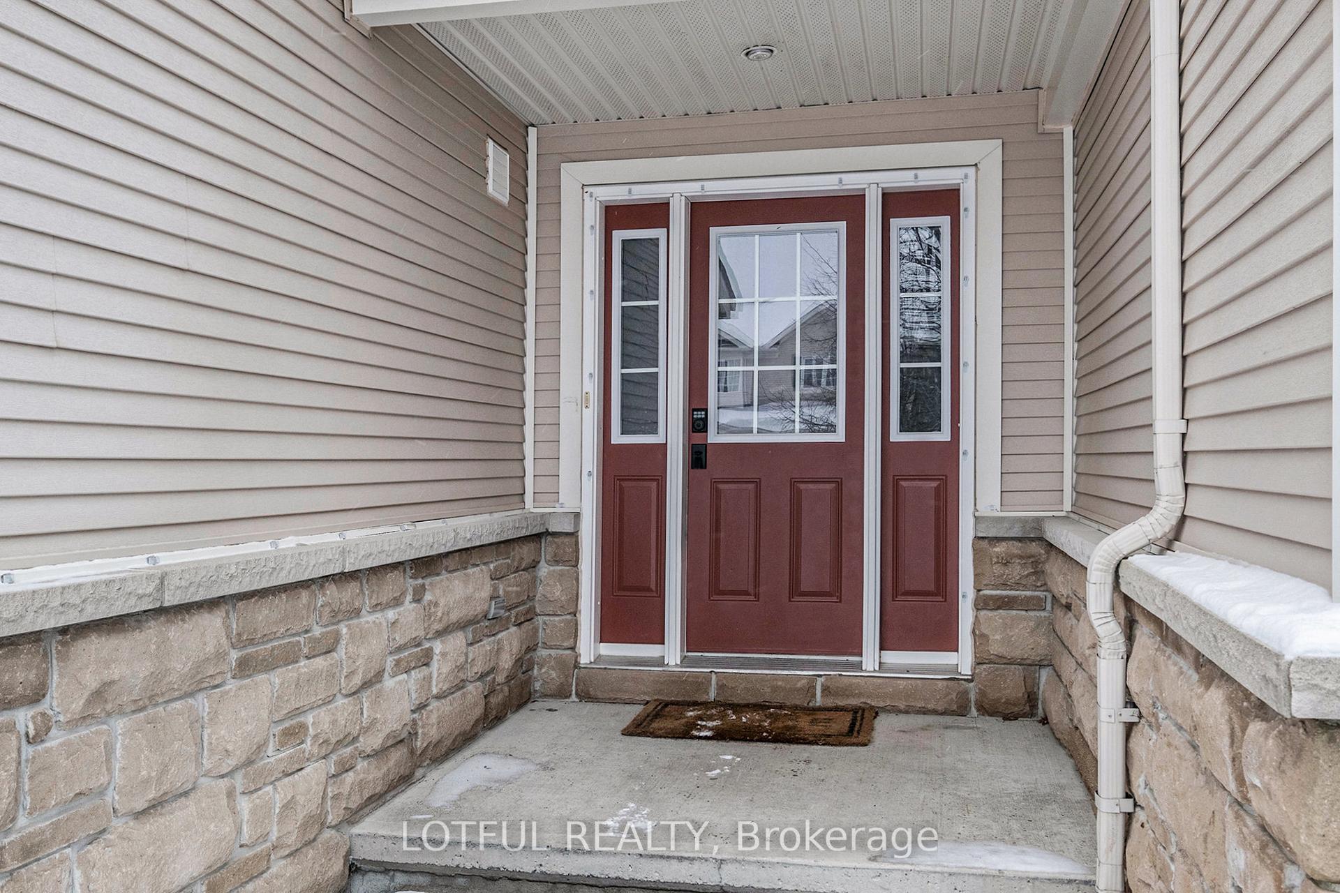 Photo 3 of 424 Ashbourne Crescent, Ottawa, Barrhaven - Stonebridge — HOMEH