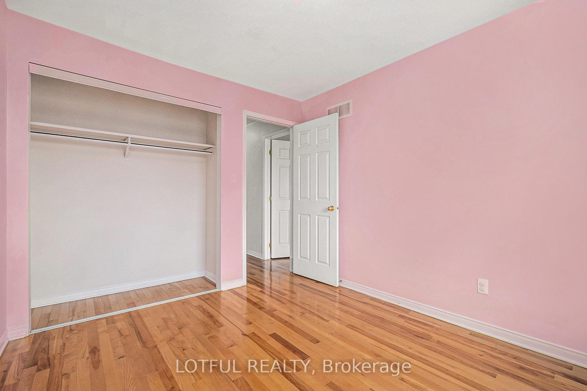 Photo 17 of 424 Ashbourne Crescent, Ottawa, Barrhaven - Stonebridge — HOMEH