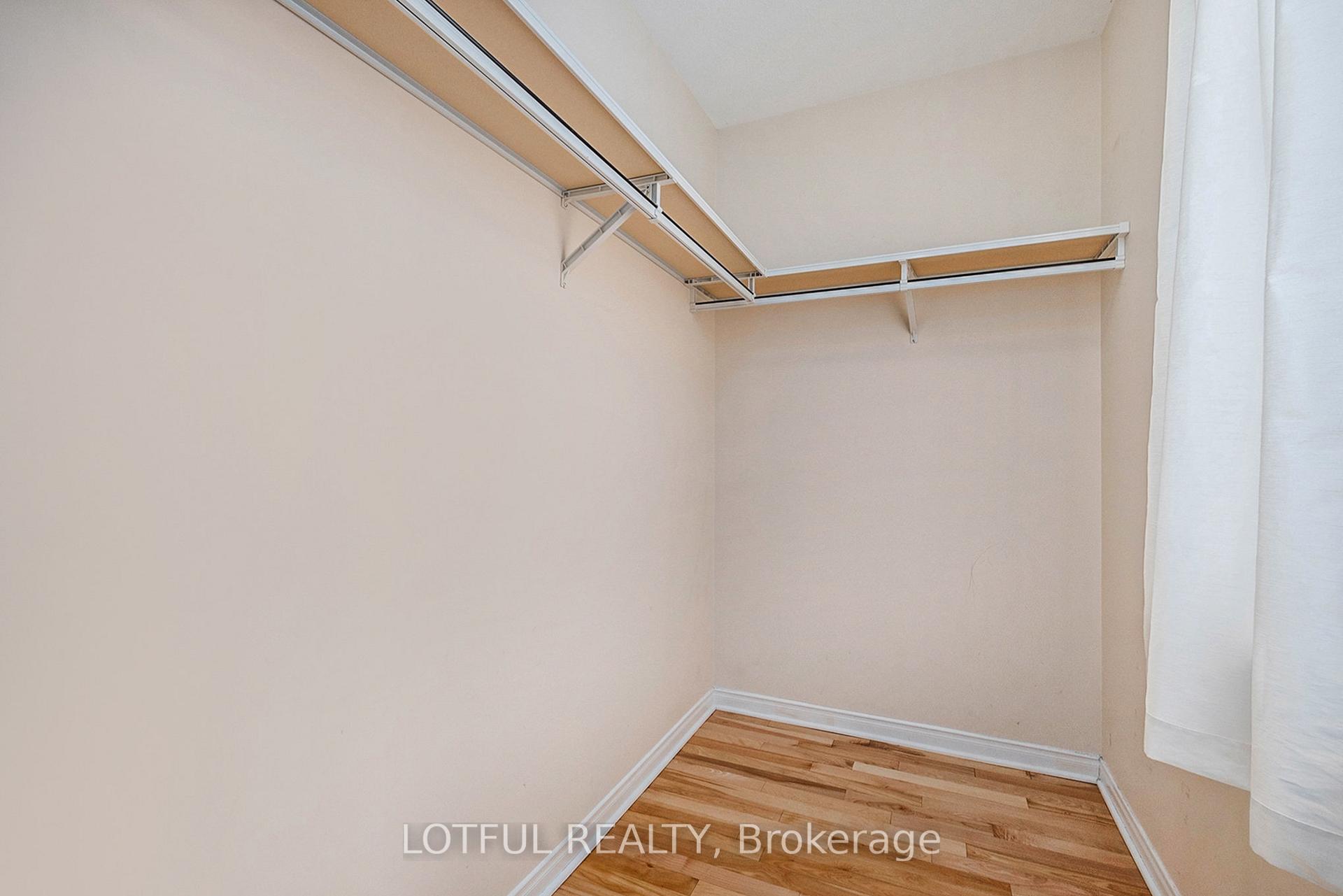 Photo 18 of 424 Ashbourne Crescent, Ottawa, Barrhaven - Stonebridge — HOMEH