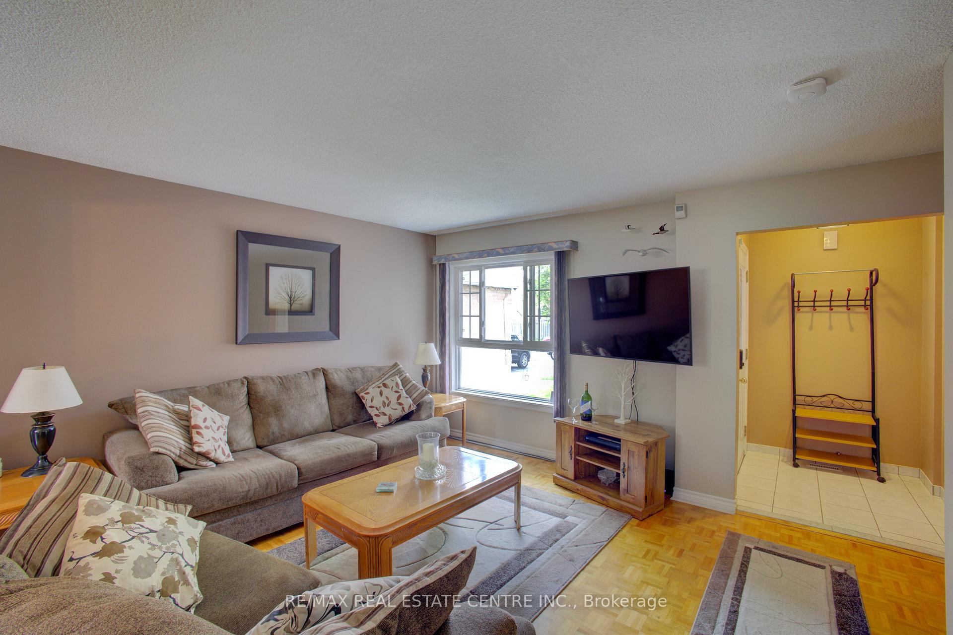 Photo 40 of 57 Ecclestone Drive, Brampton, Brampton West — HOMEH