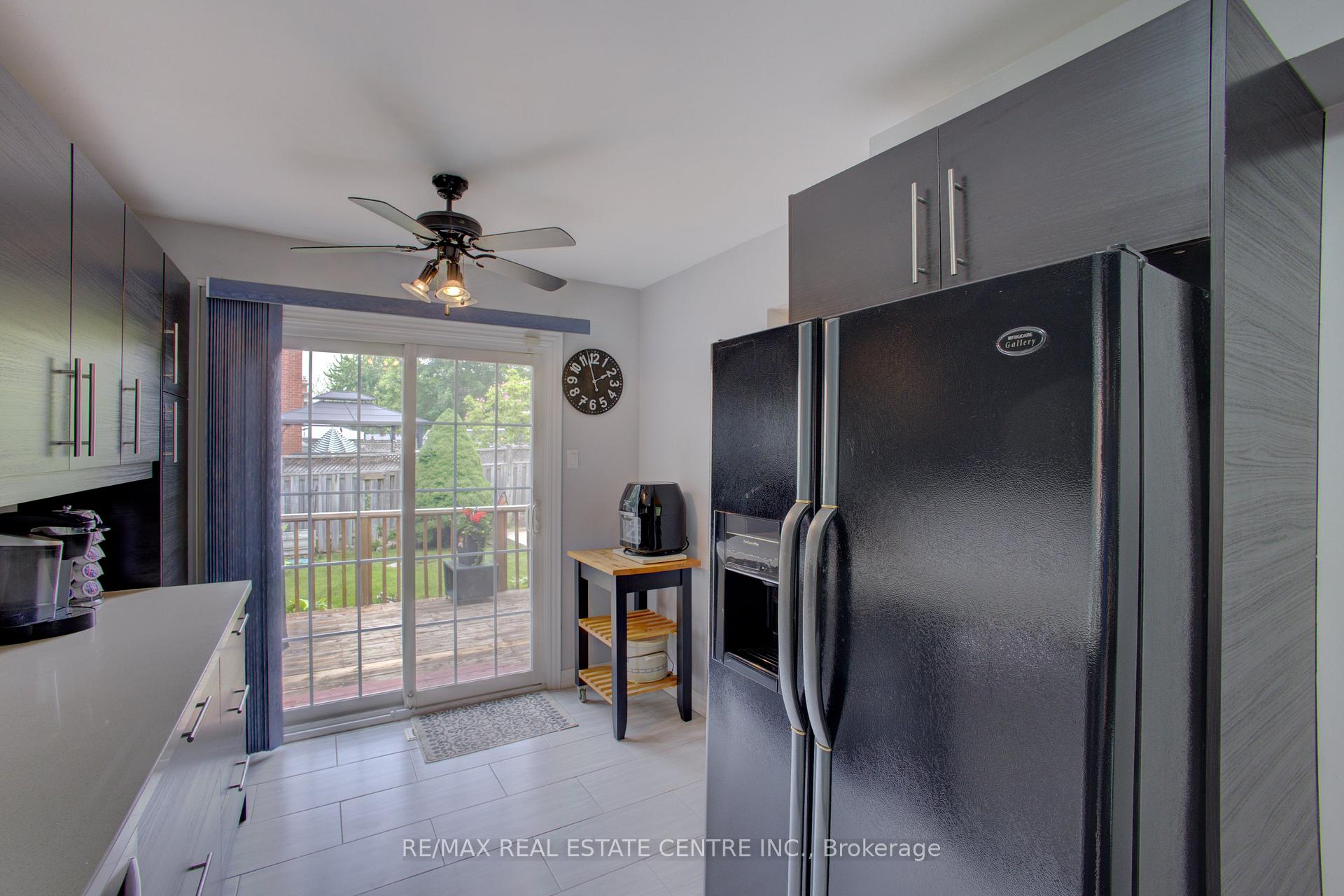 Photo 19 of 57 Ecclestone Drive, Brampton, Brampton West — HOMEH
