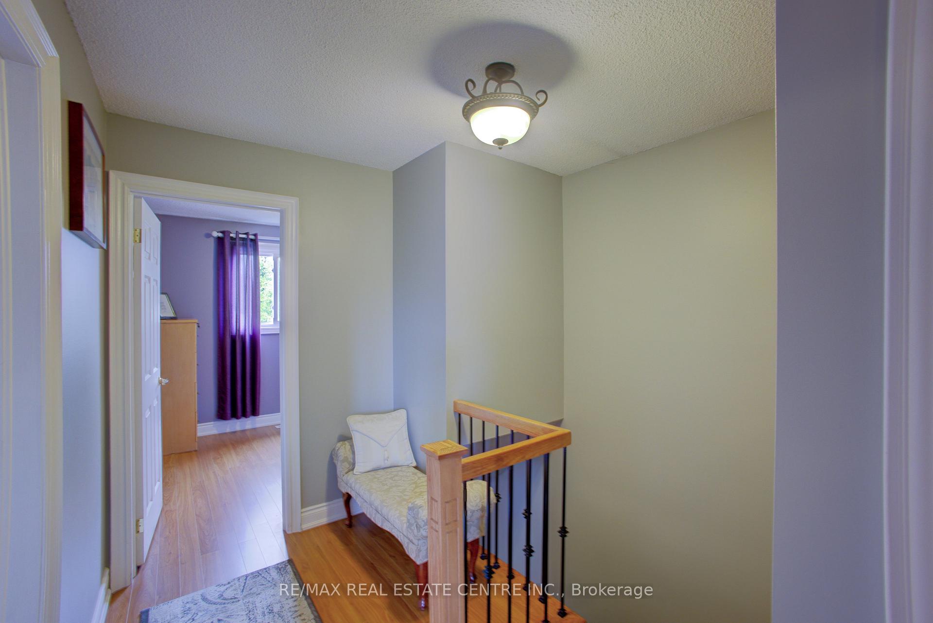 Photo 11 of 57 Ecclestone Drive, Brampton, Brampton West — HOMEH