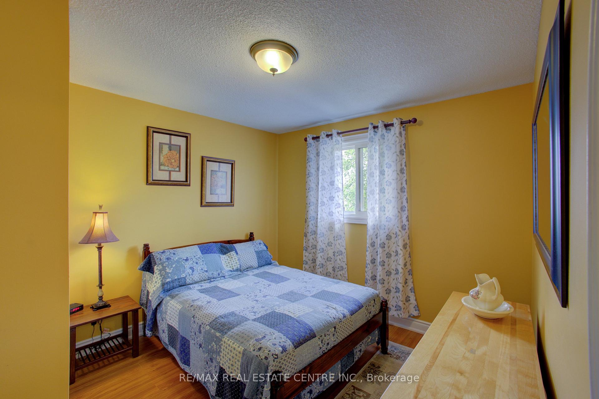 Photo 21 of 57 Ecclestone Drive, Brampton, Brampton West — HOMEH